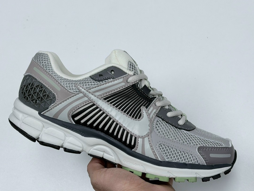 кроссовки nike zoom vomero 5,кроссовки nike air zoom vomero 5,nike air zoom vomero 5,кроссовки nike air zoom vomero 5 light iron ore серый,nike zoom vomero 5