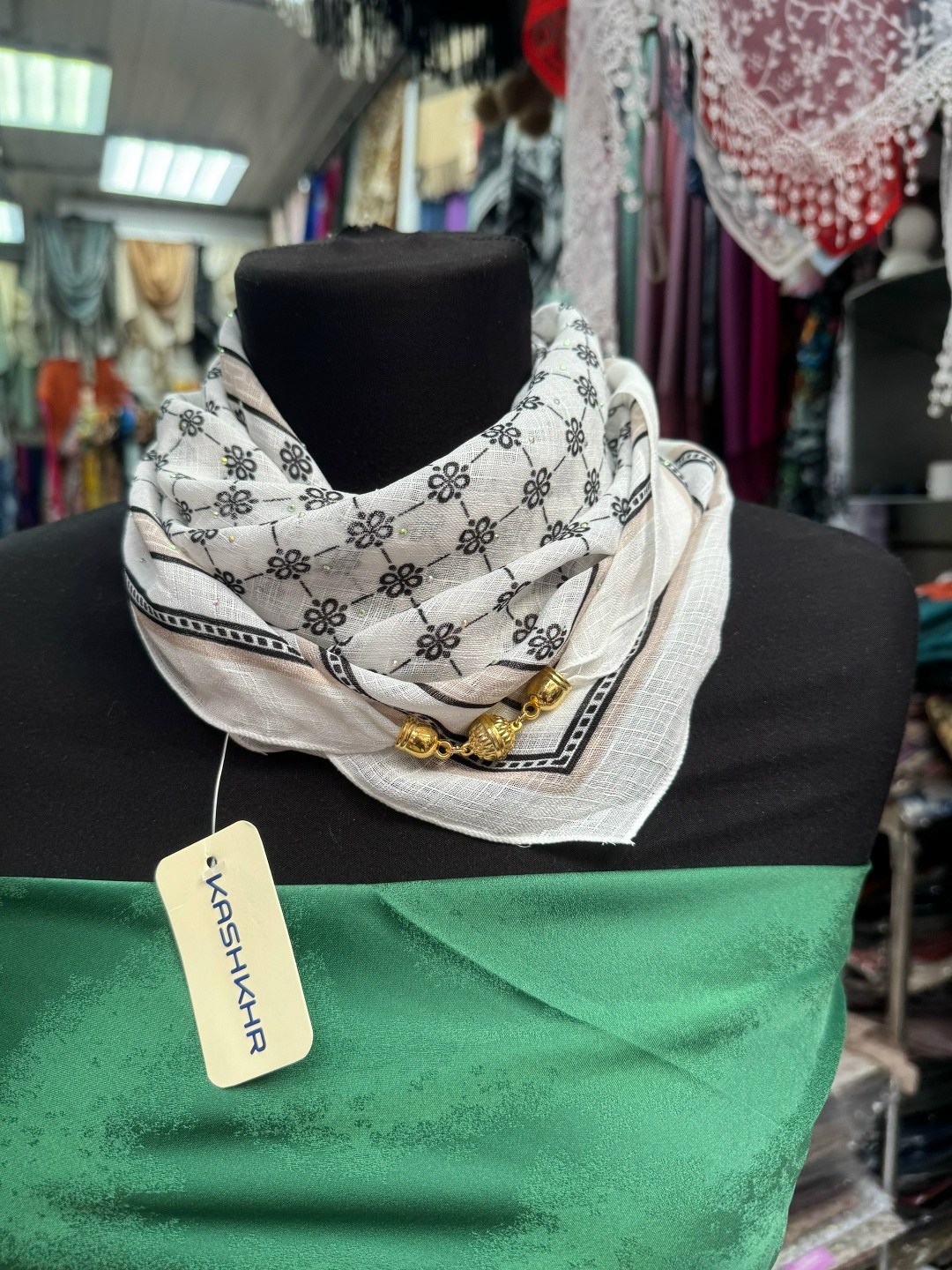 женский платок,шарфы для женщин,шарфы и платки,платка,платки стильные