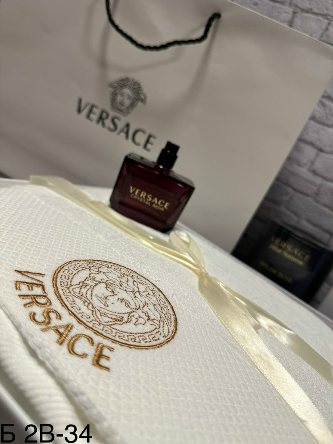 versace versace,versace versace crystal noir,versace crystal noir,versace crystal noir туалетная вода,набор полотенец versace