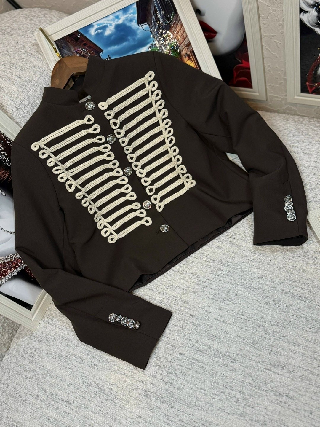 жакет в стиле милитари,куртка в стиле милитари,куртка женская,одежда в стиле,одежда в стиле милитари