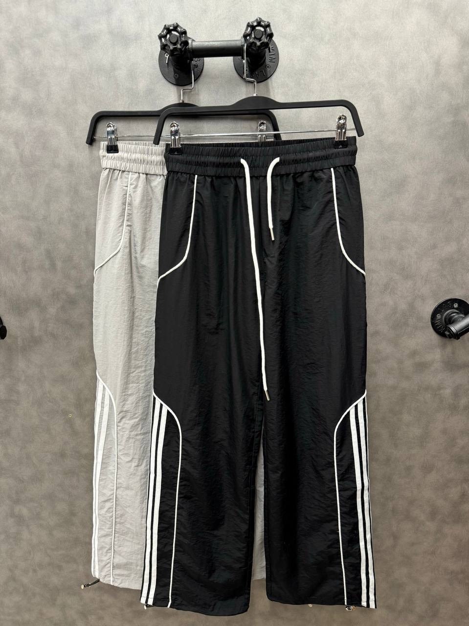 спортивные брюки balenciaga,брюки спортивные,эстетические полосатые спортивные длинные брюки y2k,штаны баленсиага мужские,брюки спортивные balenciaga женский