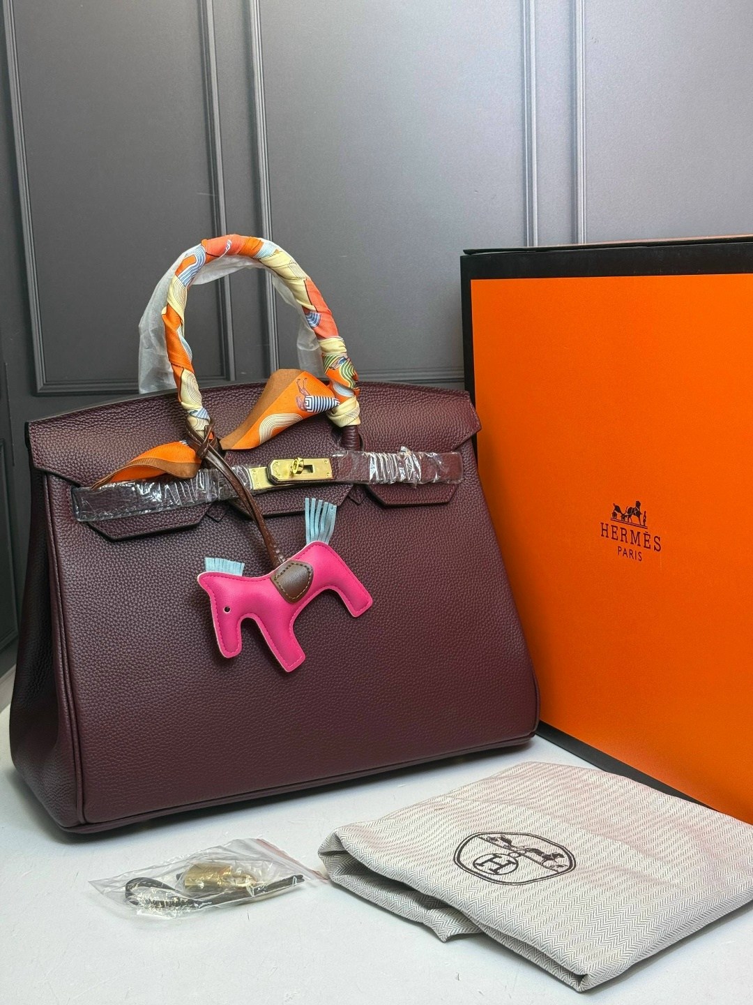 сумка hermes birkin 35 гермес биркин люкс,сумка hermes birkin 35 гермес темно-серый,hermes женская сумка,сумка hermes,hermes birkin коричневая сумка гермес биркин люкс