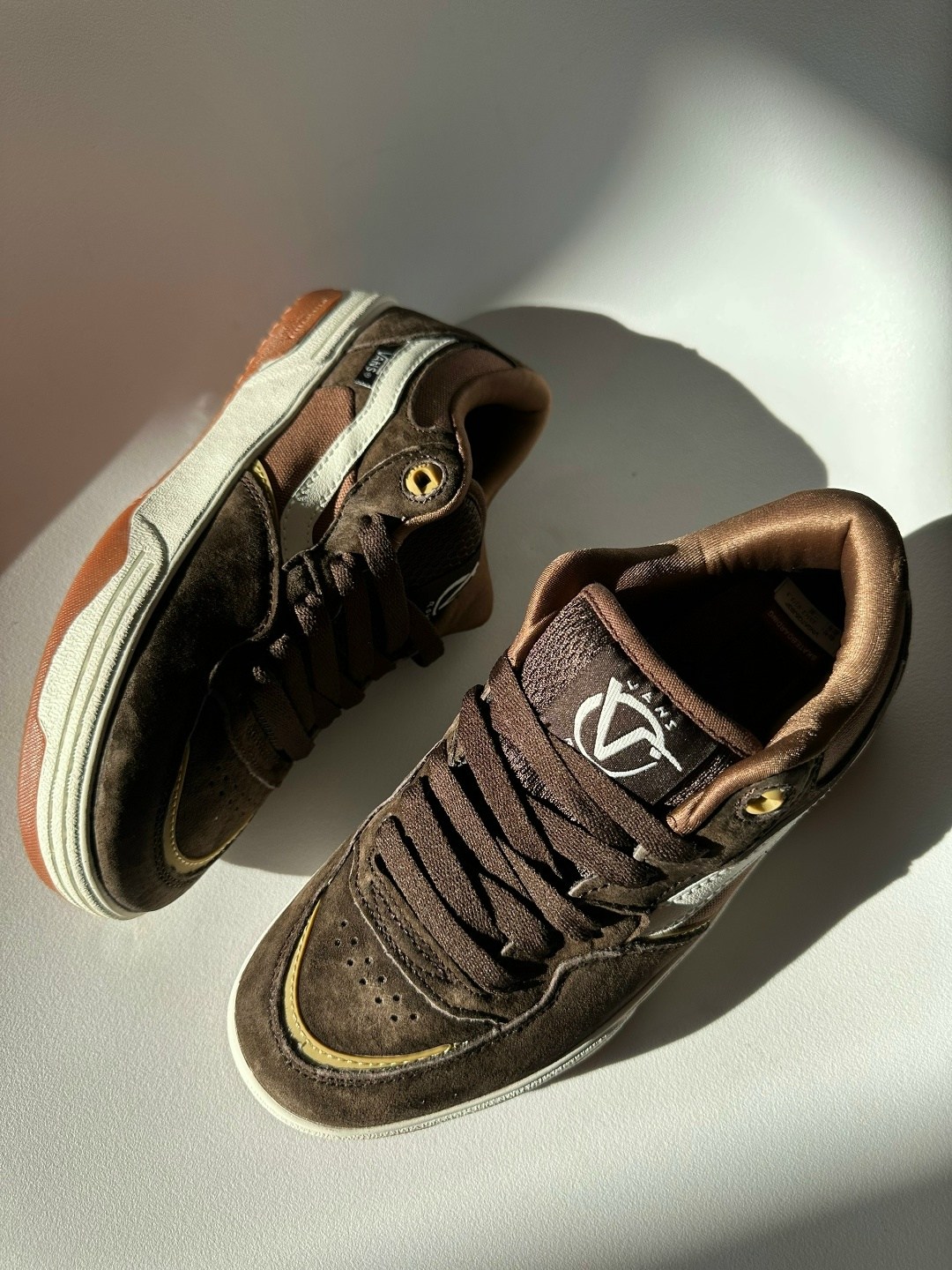 ,кроссовки,коричневые кроссовки,кроссовки vans,ванс кроссовки