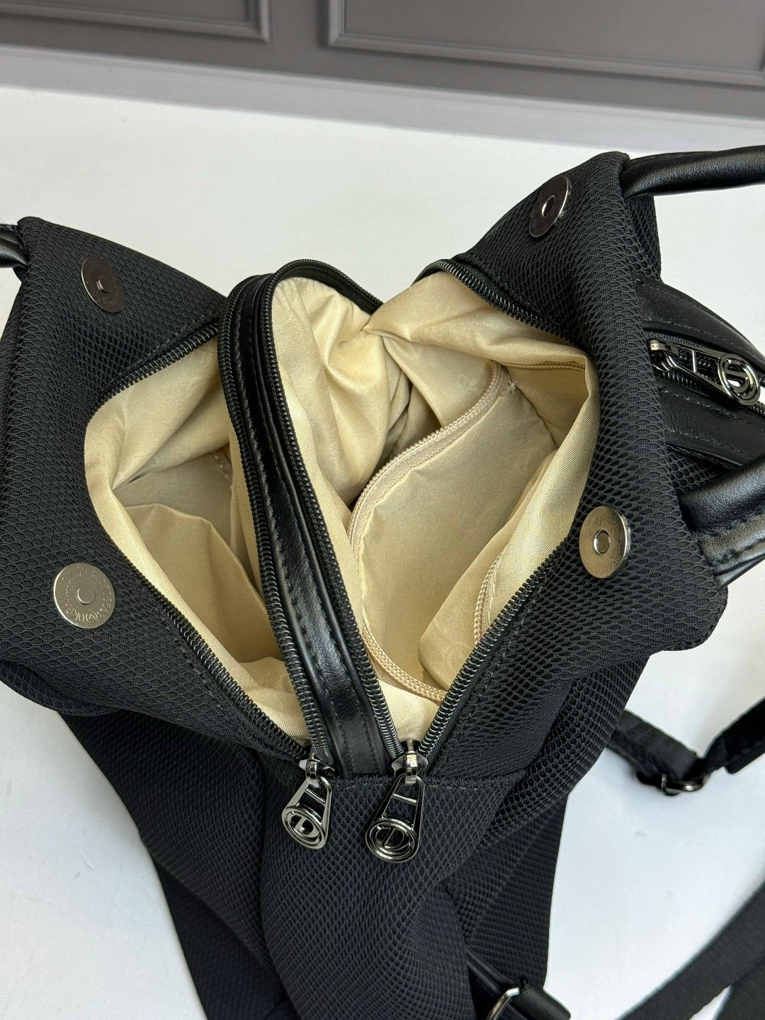 сумка,женская сумка,сумки рюкзаки,рюкзак женские,женская сумка рюкзак