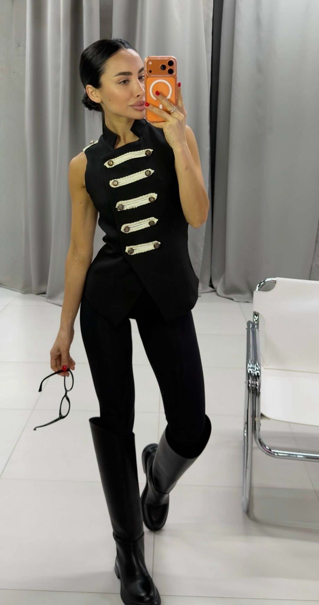 женский жилет,приталенная жилетка,классический жилет,женская жилетка,жилет