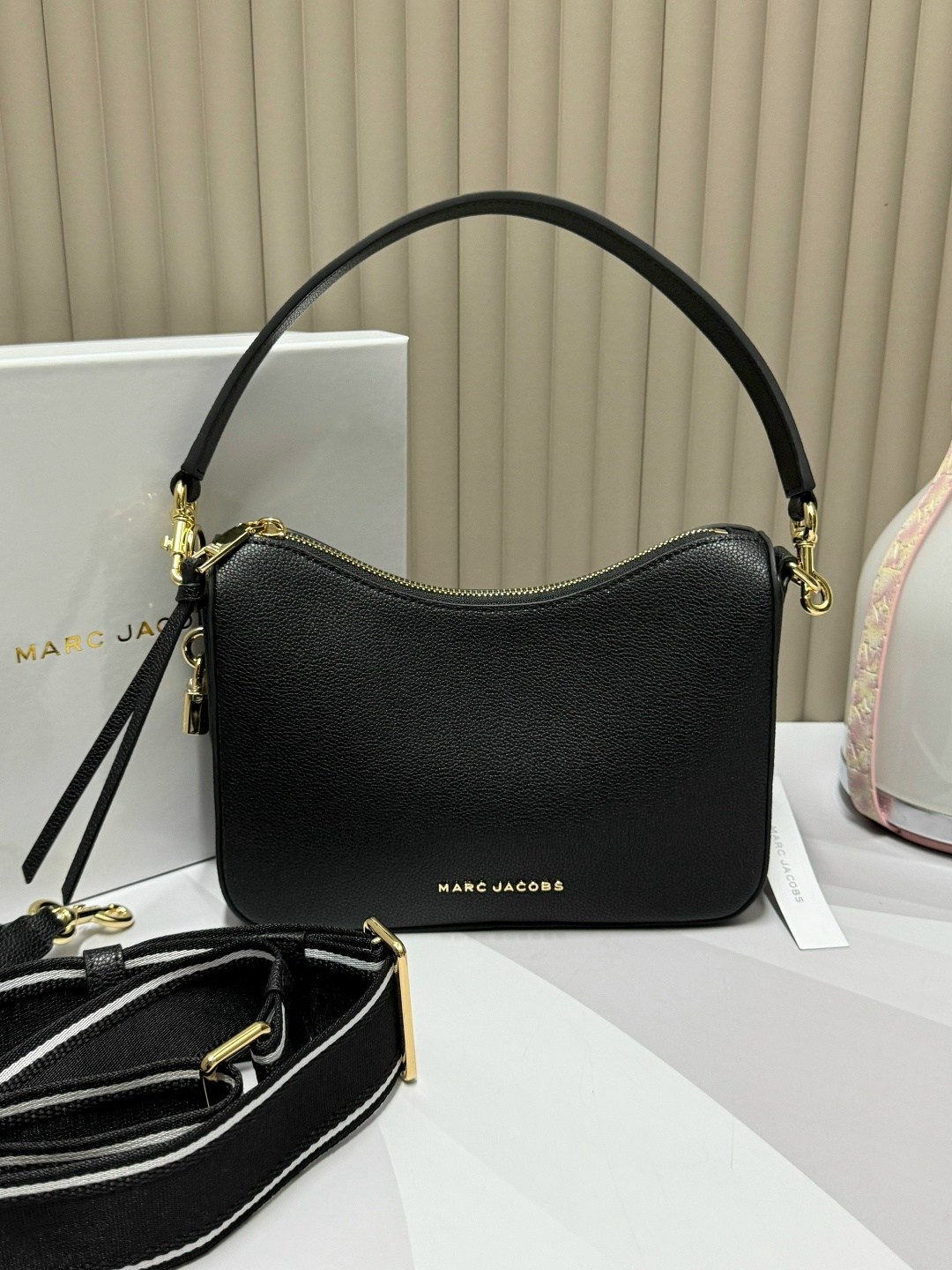 сумка marc jacobs 25-16 см натуральная замша,сумка marc jacobs женская,сумка marc jacobs натуральная кожа,сумка,marc jacobs сумка