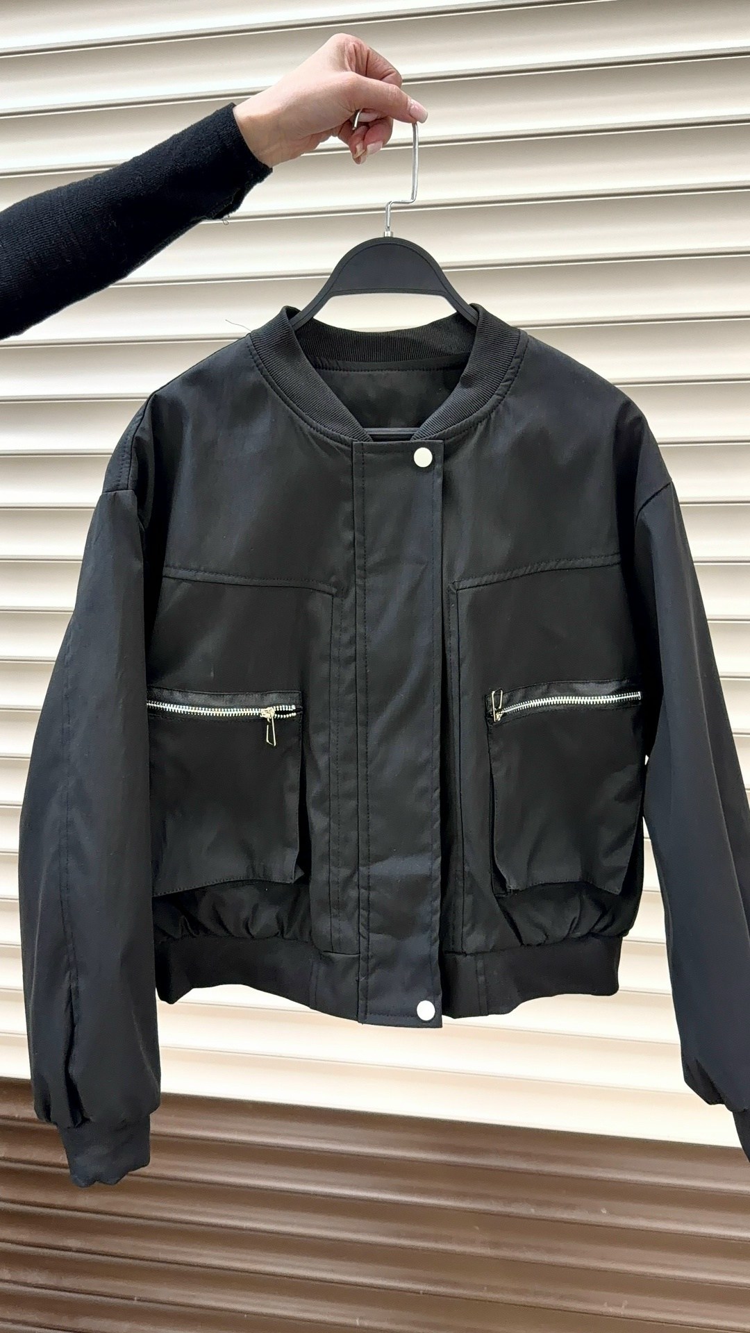 короткая куртка,повседневная куртка,куртка бомбер женская,куртка-бомбер,женская короткая куртка