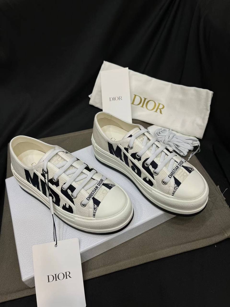 кеды dior женские,кеды christian dior,кеды dior,dior кроссовки,кеды christian dior walk n dior с логотипом розовый