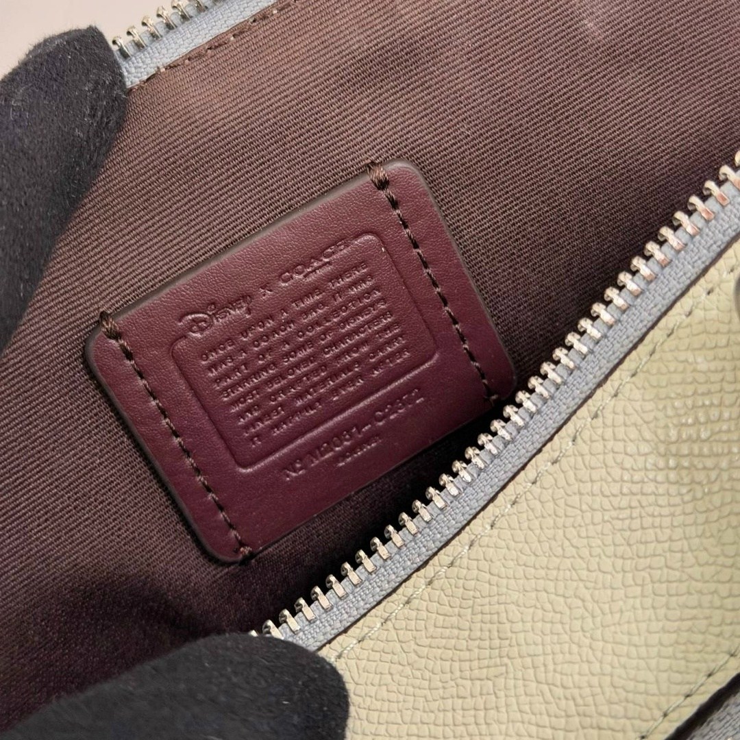 сумка женская coach,сумка coach,сумка coach кроссбоди серая,coach сумка на плечо,сумка классическая