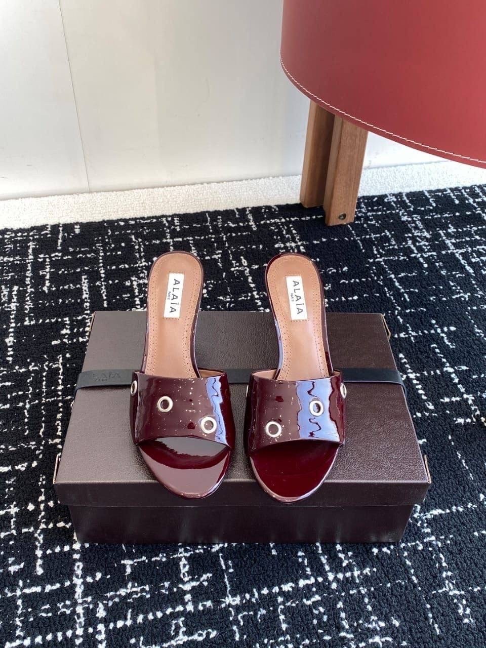 ,женские сабо,лакированные мюли lidia 105 paris texas красный,босоножки на каблуках,босоножки alaia