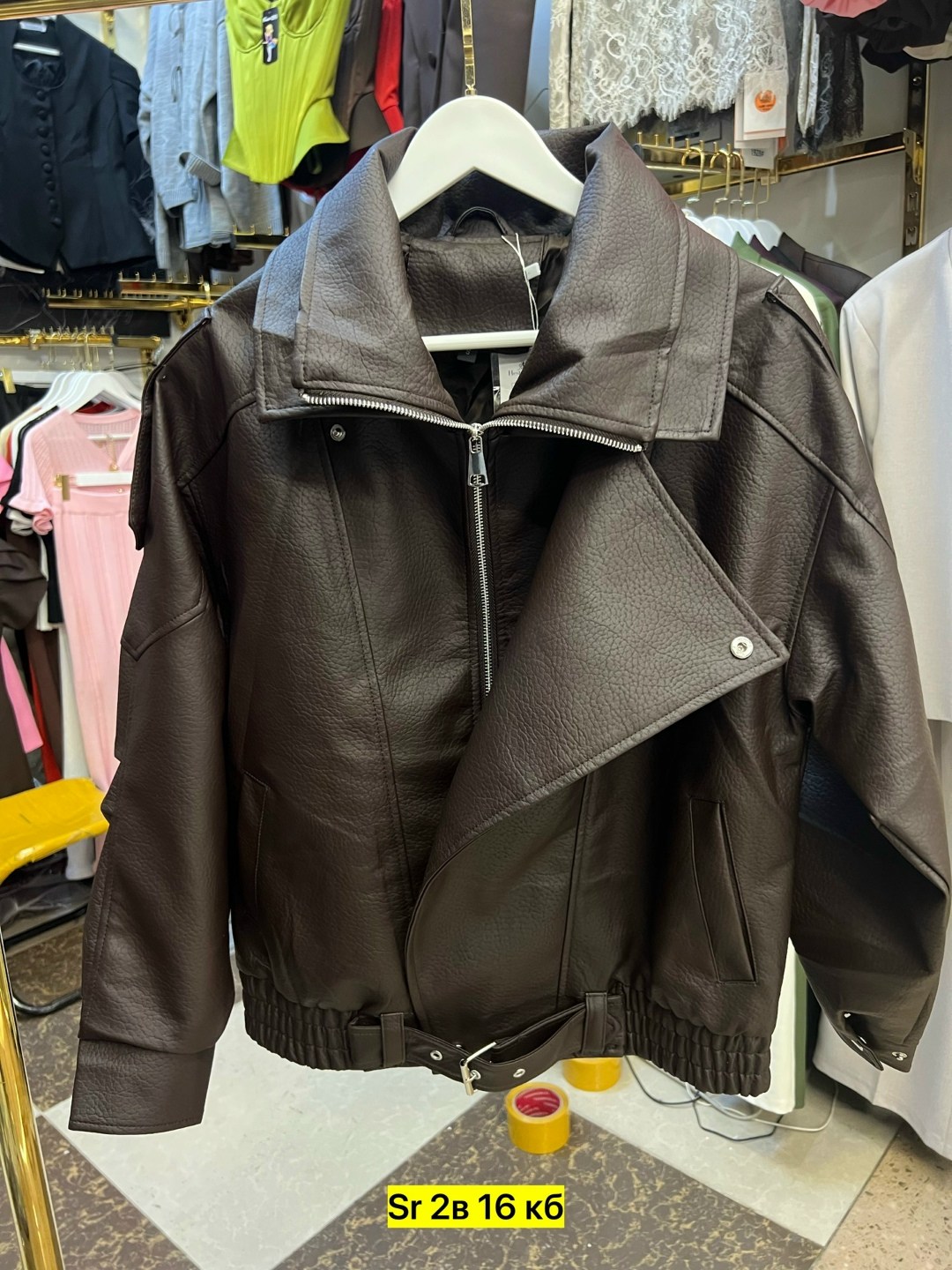 куртка косуха кожаная,куртка косуха,женская кожаная куртка,косуха куртка кожаная оверсайз chauzi,куртка косуха h&f b женская оверсайз арт: 28918766