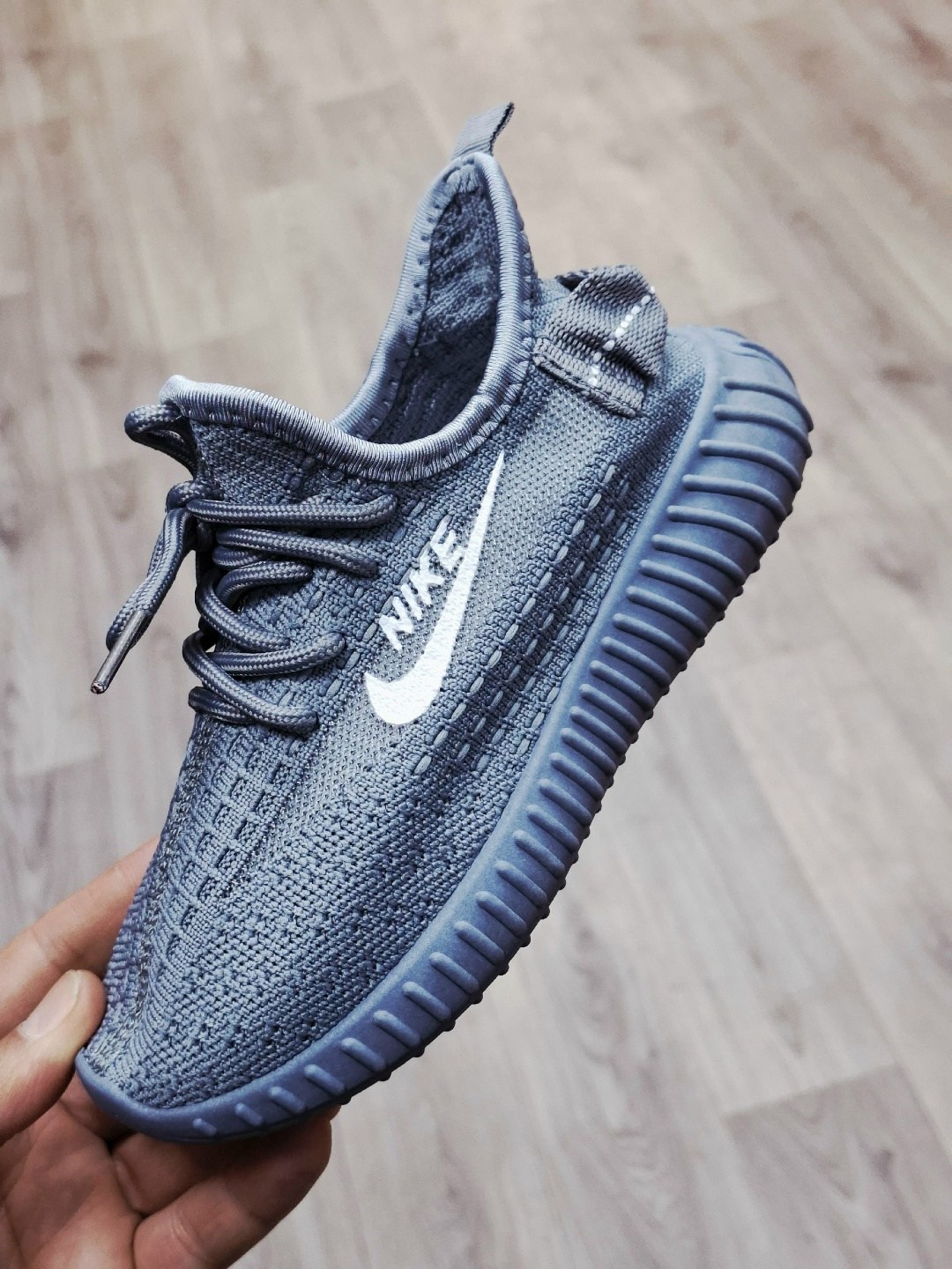 кроссовки женскиe,кроссовки изики женские настоящие,кроссовки изики женские,кроссовки,кроссовки изики