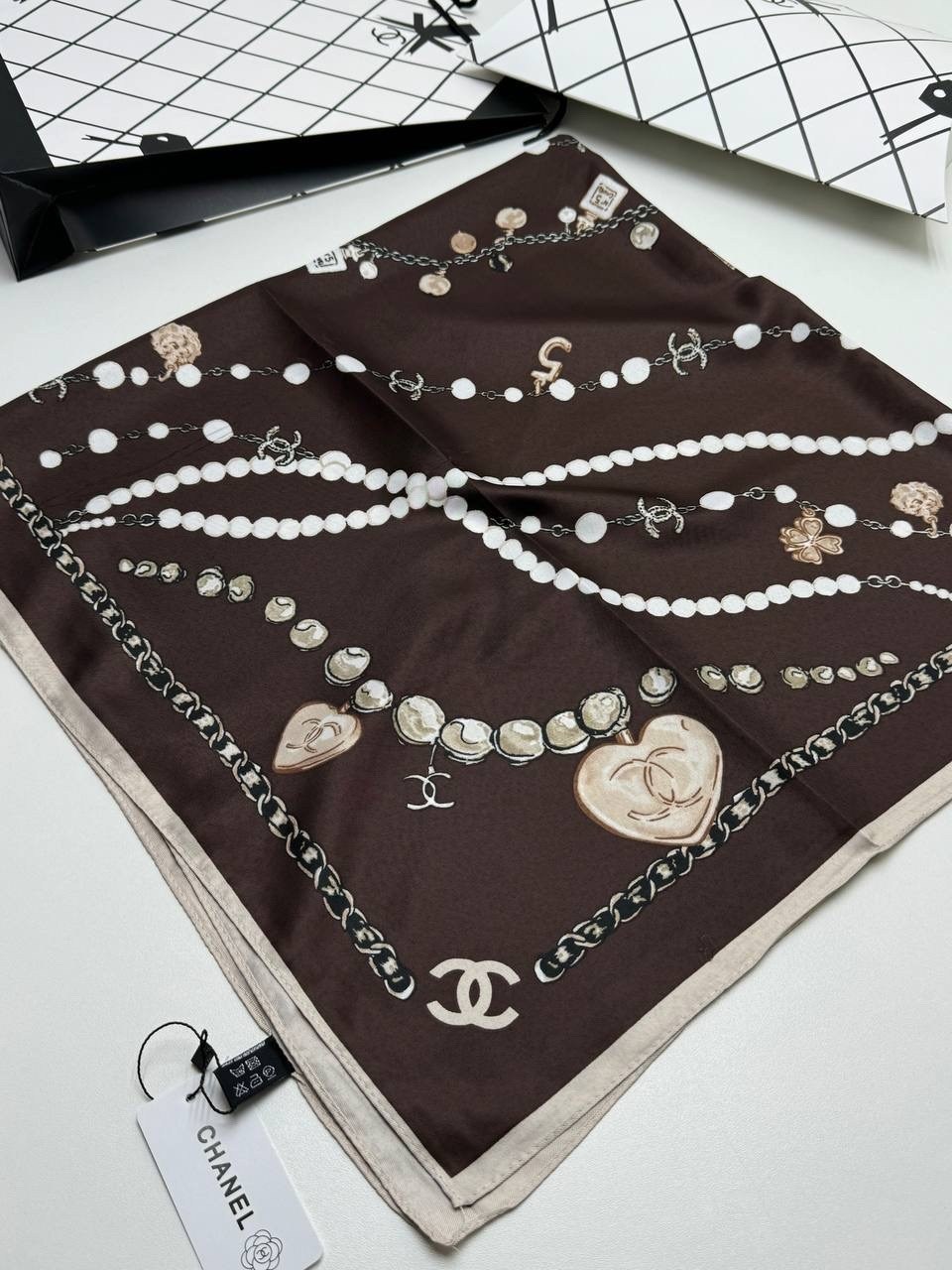 платок шелковый,брендовый платок,платки шанель,платок chanel,платок женский шелковый