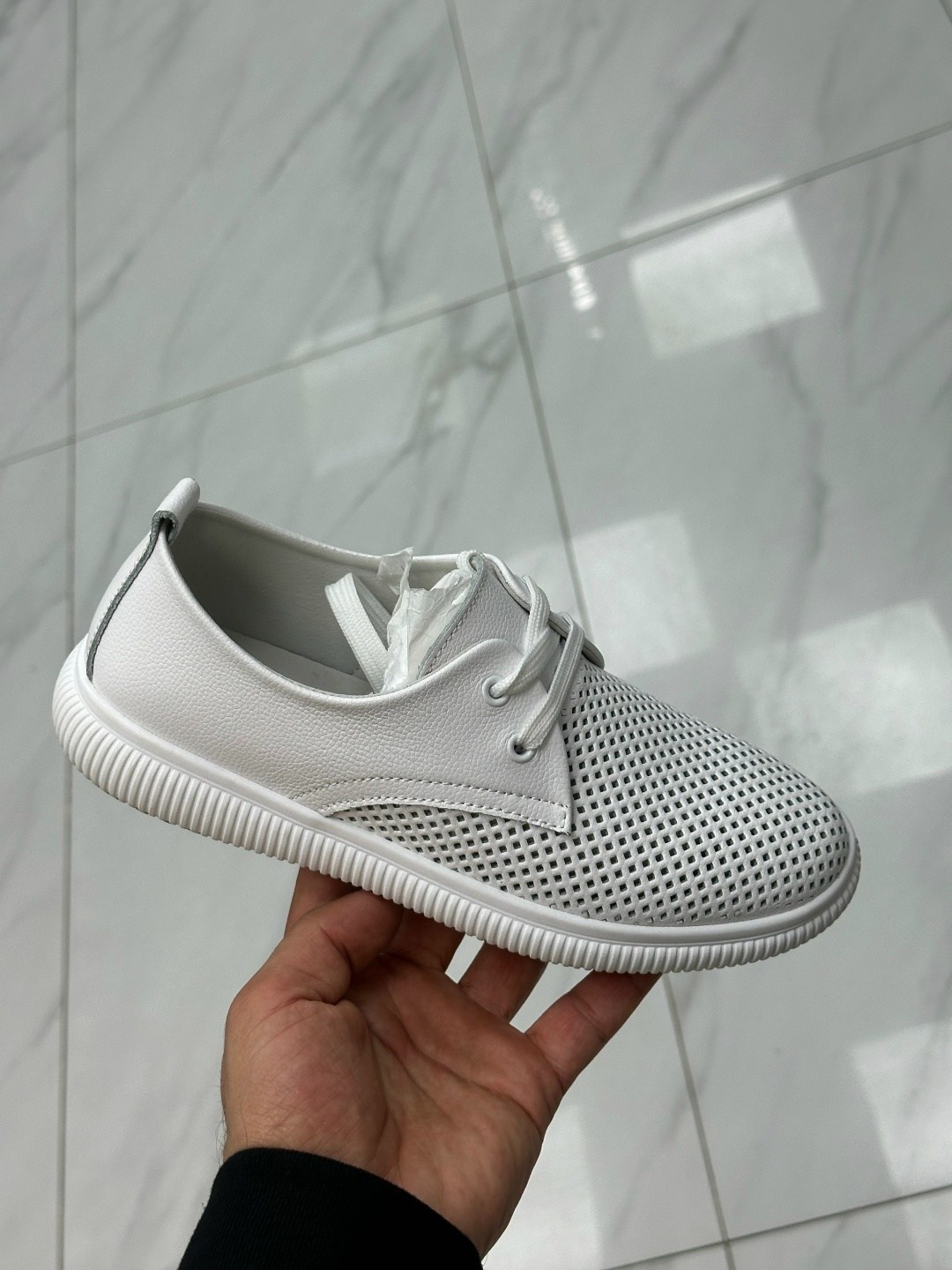 ,слипоны женские,слипоны женские летние,слипоны с перфорацией,женская