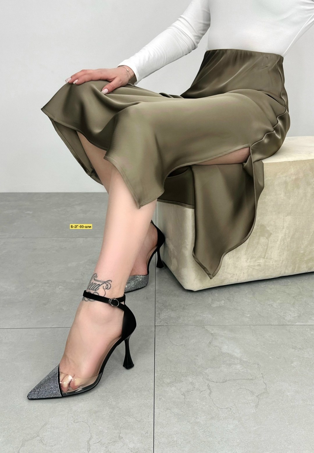 платья,атласное платье,платье женской,женские туфли лодочки,юбка женская