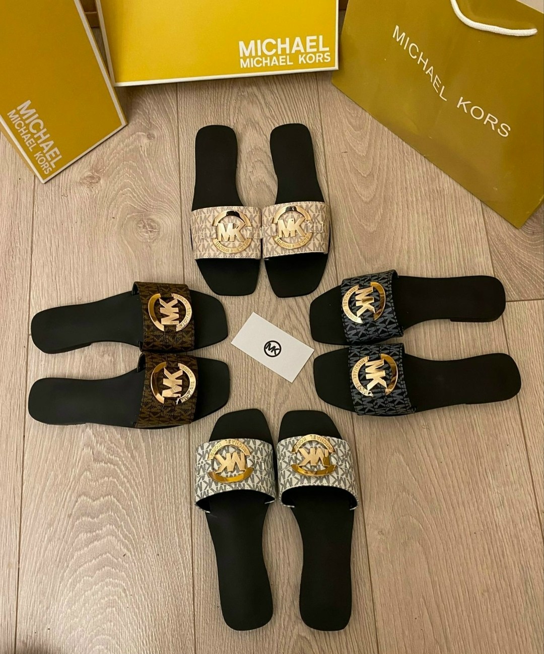 шлепанцы женские,женские шлепанцы летние,шлепки майкл корс,,шлепки женские