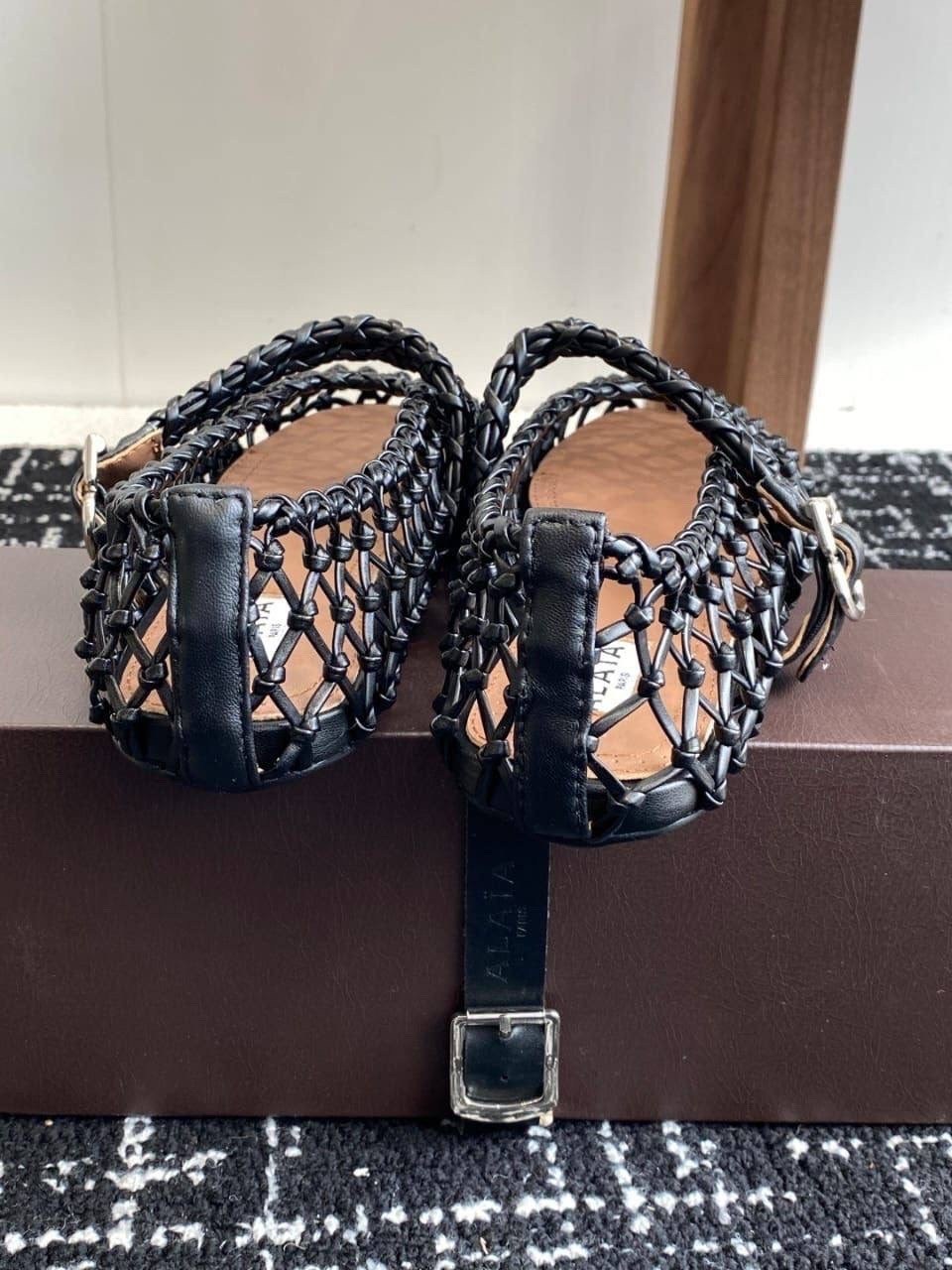 ,балетки alaia,балетки в сетку,модная женская ,плетеные балетки