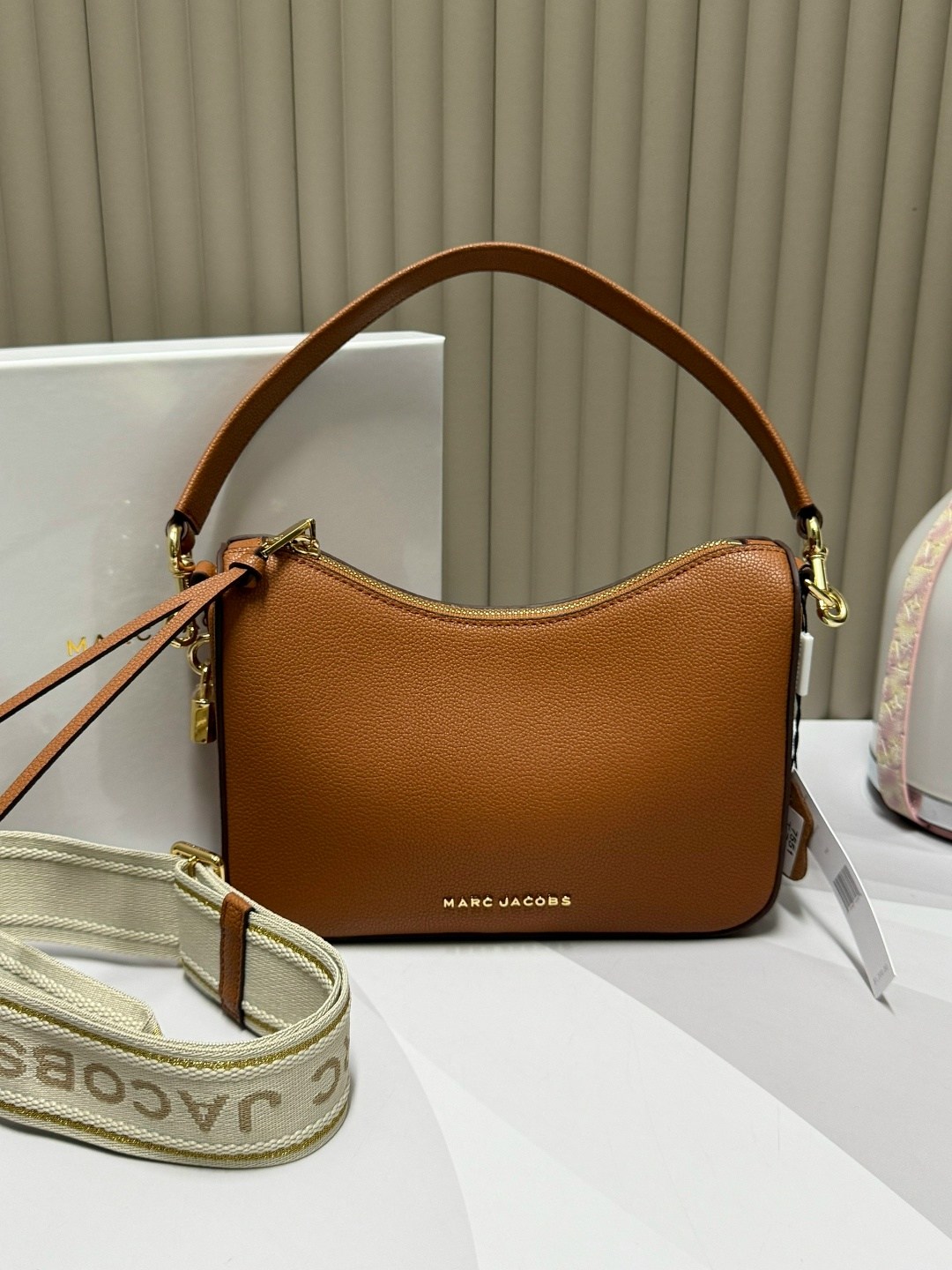 сумка marc jacobs 25-16 см натуральная замша,сумка marc jacobs женская,сумка marc jacobs натуральная кожа,сумка,marc jacobs сумка