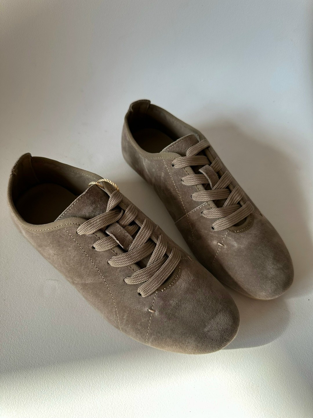 ,кроссовки замшевые,loro piana замшевые кроссовки,кеды замшевые,женские кеды tendance артикул