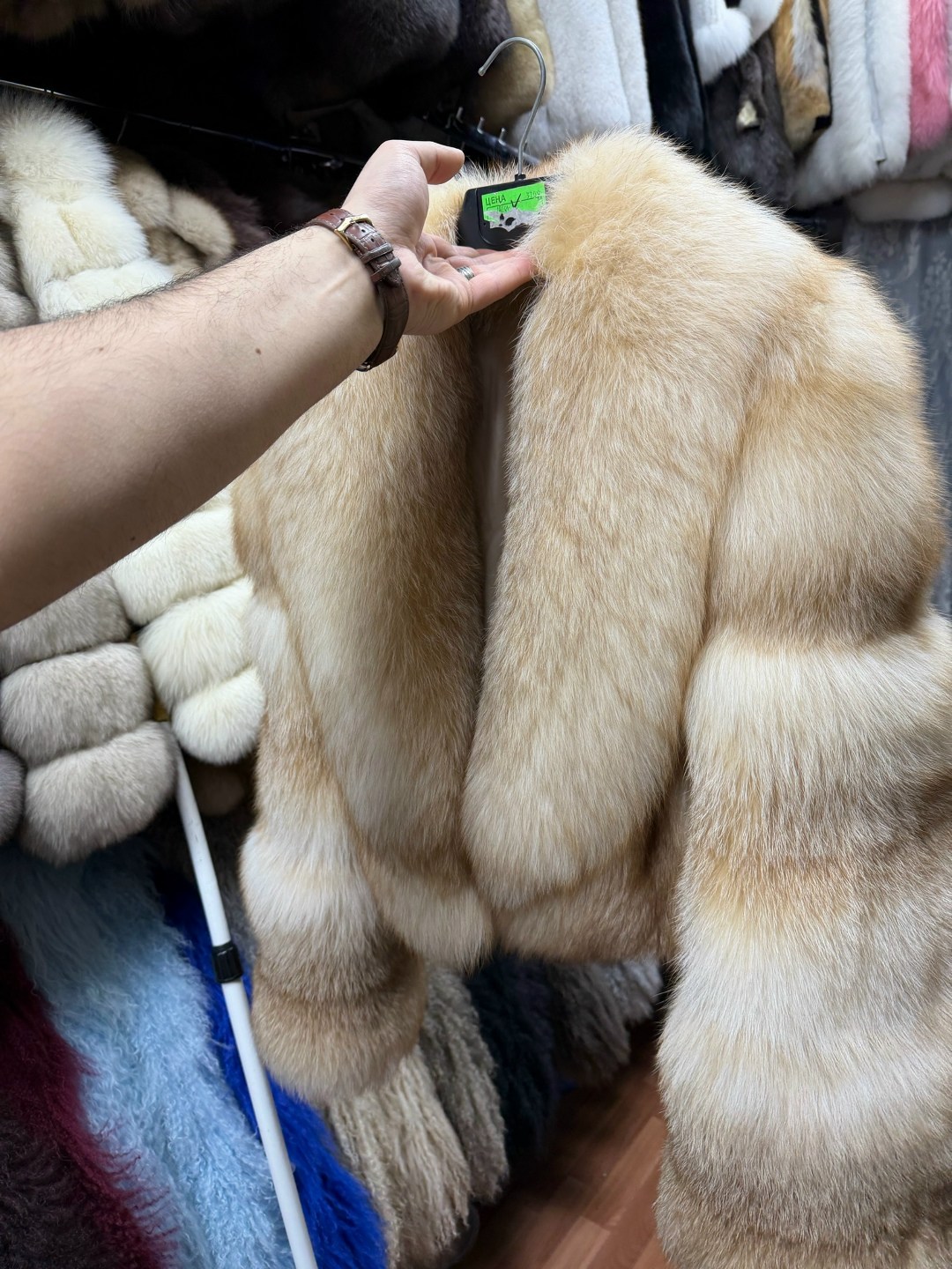 шуба женская из натурального лисьего меха,женская шуба,короткая шуба,меховая куртка,шуба из натурального меха