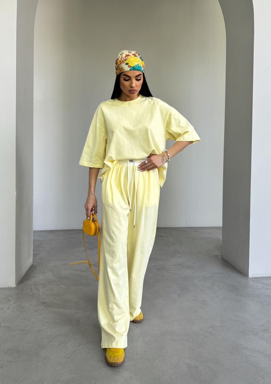 костюм с брюками,костюм желтый,трикотажные костюмы,повседневный костюм,спортивные костюмы женские