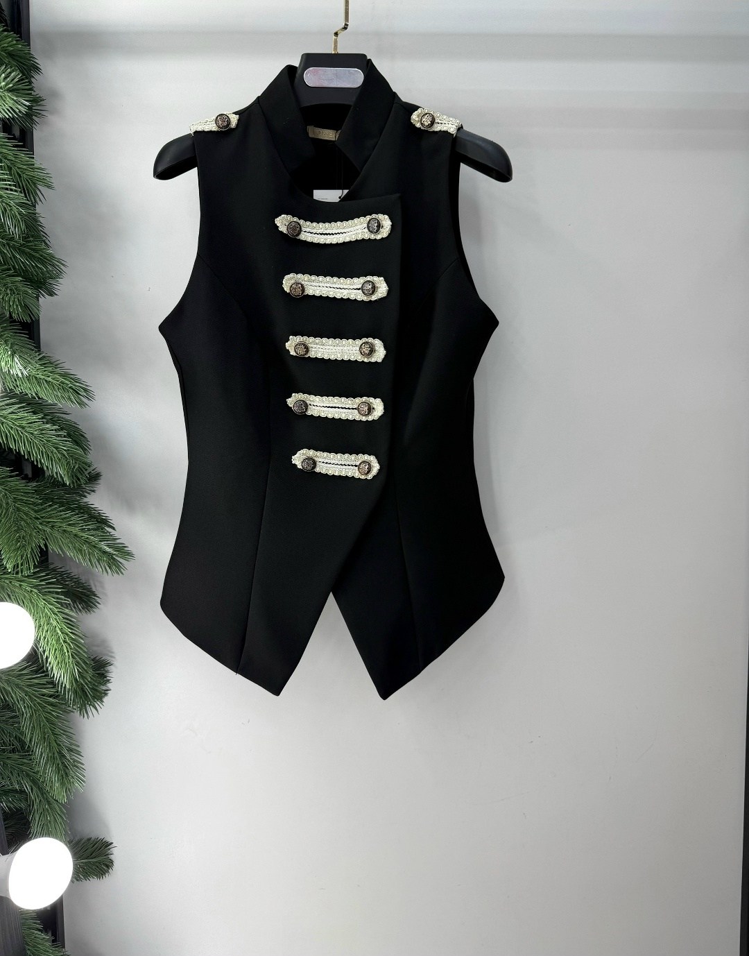 женский жилет,приталенная жилетка,классический жилет,женская жилетка,жилет