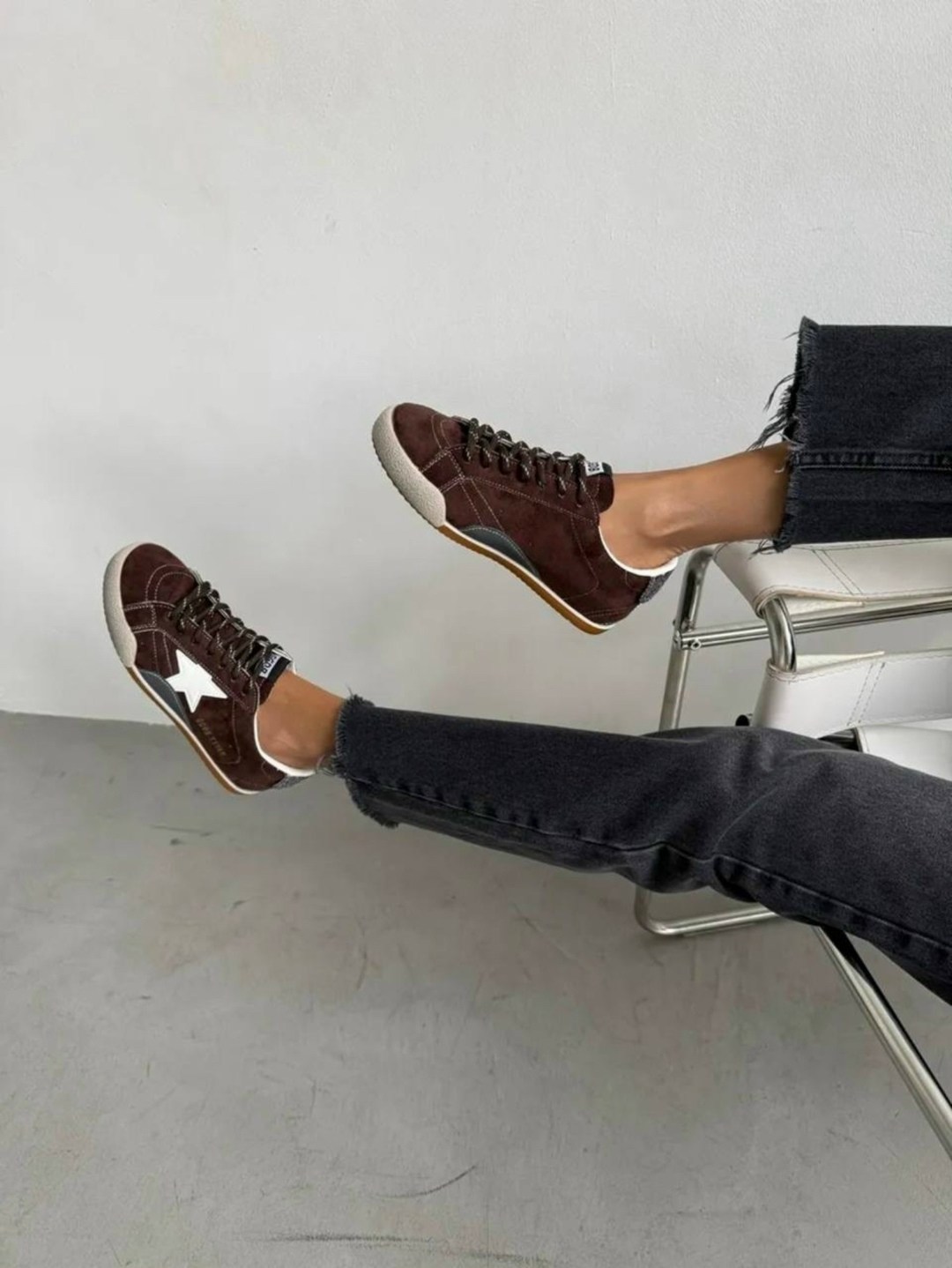 ,golden goose кроссовки super-star коричневый,кеды golden goose,кеды и кроссовки golden goose deluxe brand,golden goose грязные кеды