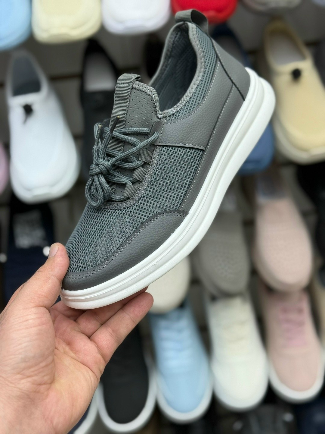 ,кроссовки женскиe,спортивная ,черные кроссовки,кроссовки мальчику