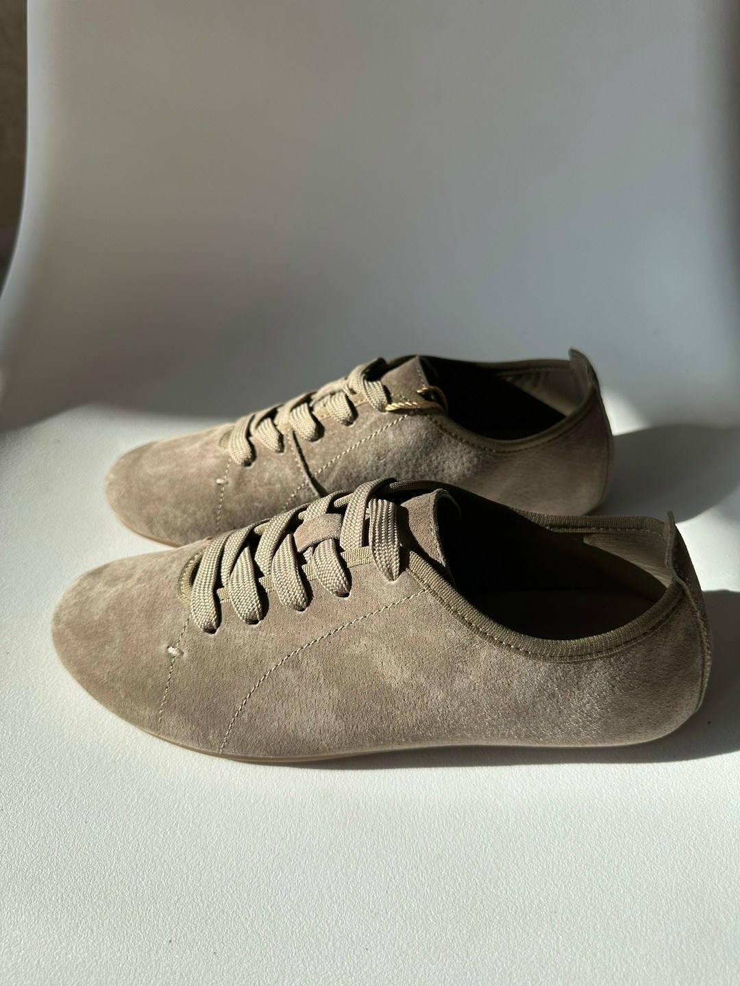 ,кроссовки замшевые,loro piana замшевые кроссовки,кеды замшевые,женские кеды tendance артикул