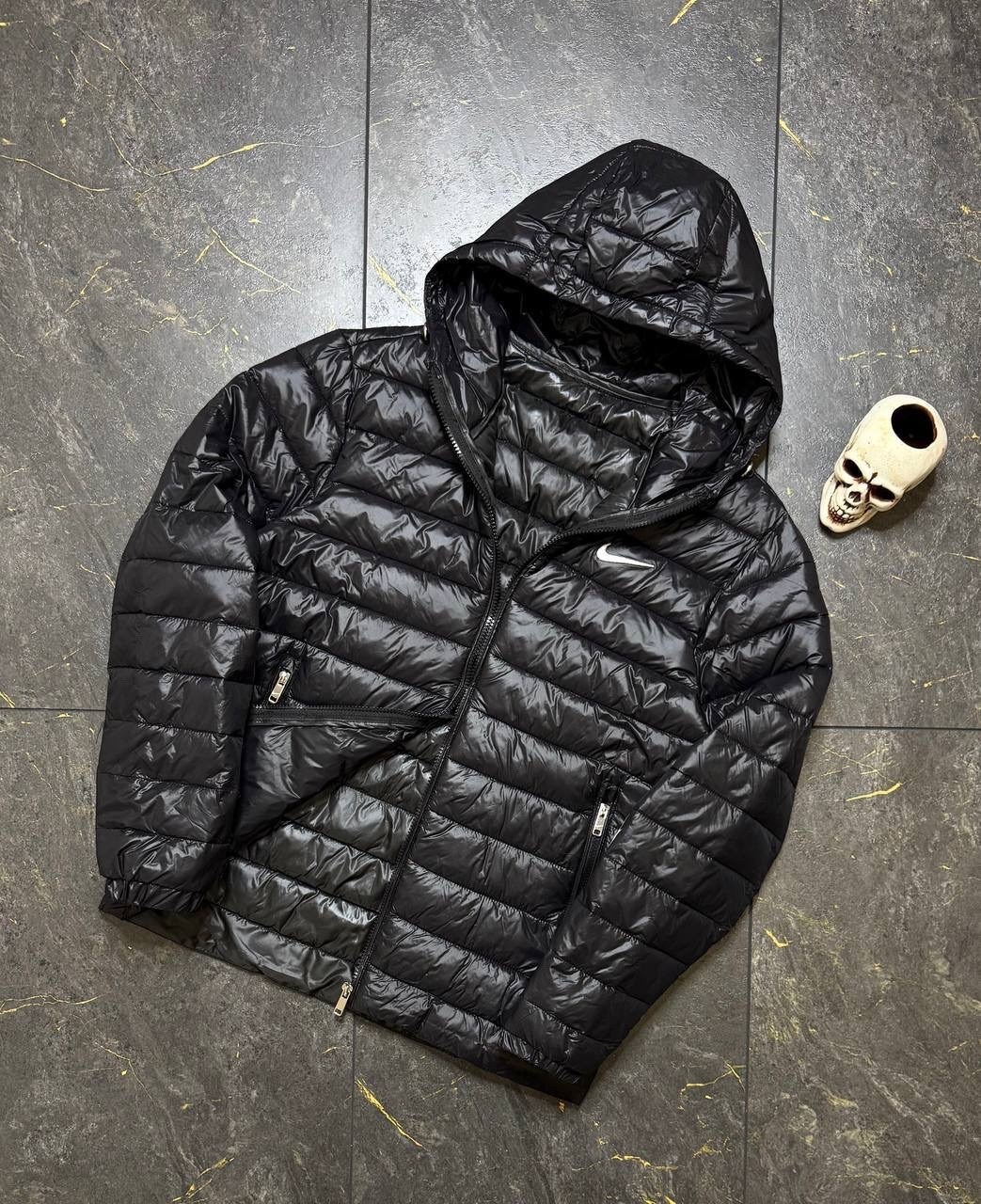 куртка мужская демисезонная стеганная на синтепоне с логотипом,мужская куртка с капюшоном,куртка пуховик мужская,куртка мужскaя демисезонная,куртка пуховик