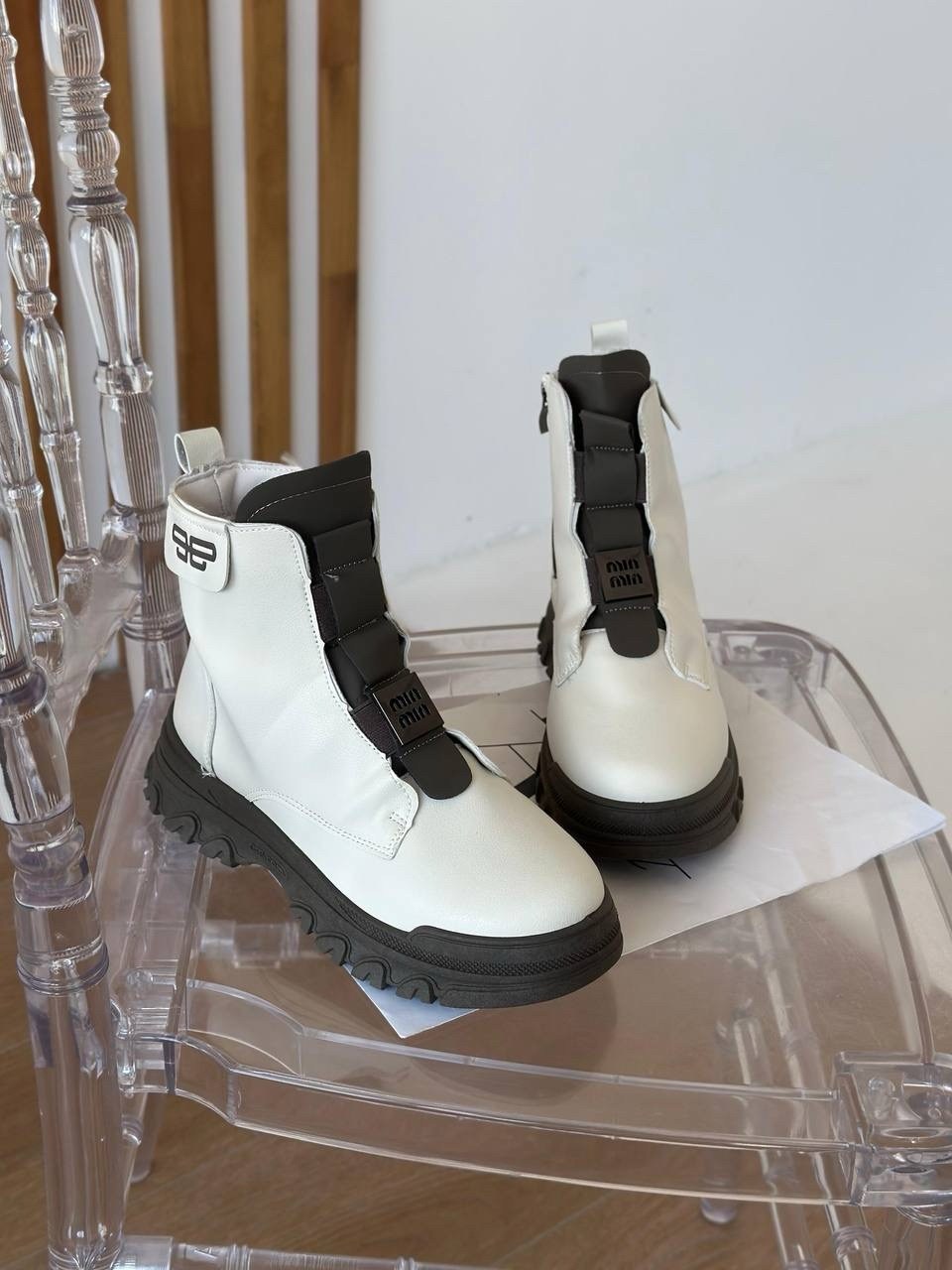 ,женские ботинки, женская,ботинки люкс,белые ботинки