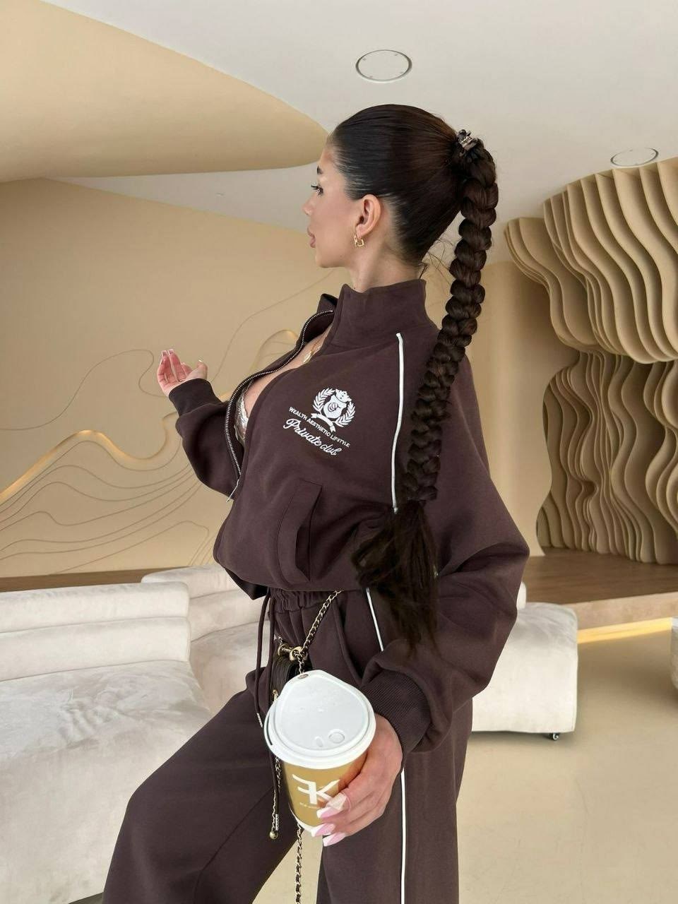 женский спортивный костюм,женский костюм,спортивный костюм,стильные женские костюмы,костюм женский теплый