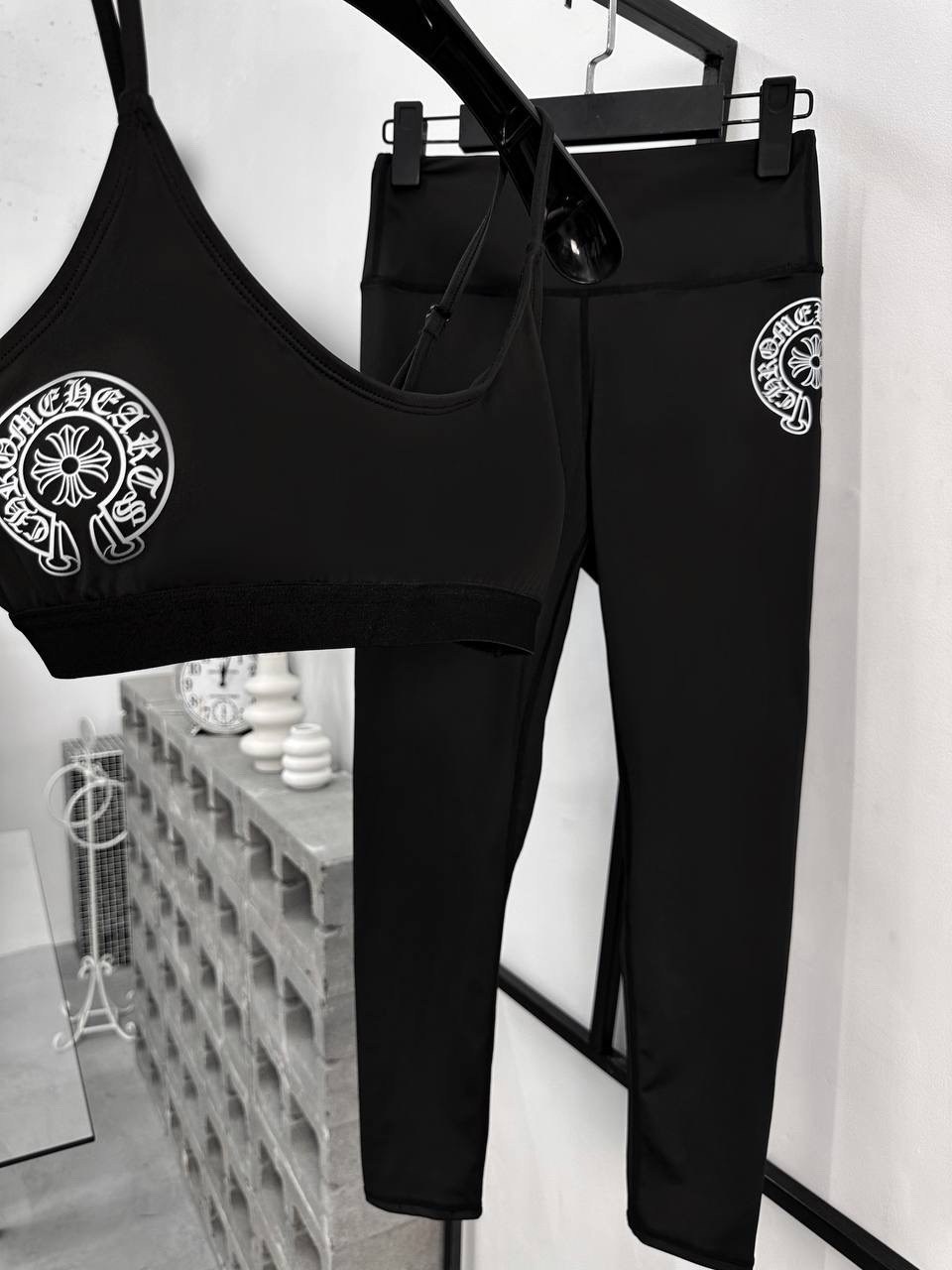 купальные костюмы,спортивные бюстгальтеры,спортивные топы,комплект костюм,купальник женские