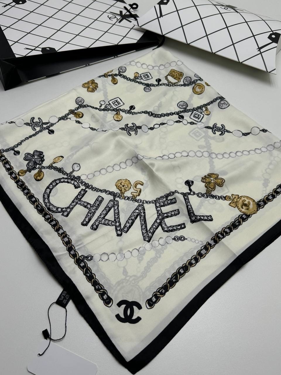 платок шелковый,брендовый платок,платки шанель,платок chanel,платок женский шелковый