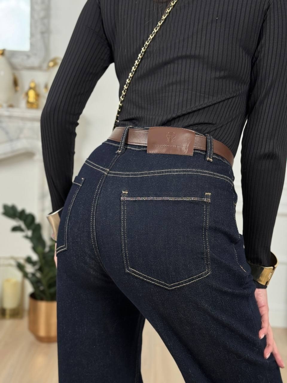 женские ремни,ремень женский кожаный,стильный ремень,джинсы женские,джинсы с водолазкой