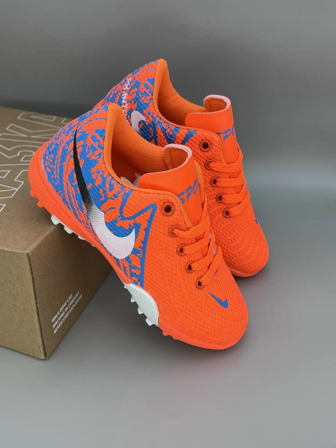 бутсы футбольные детские сороконожки,сороконожка для футбола,бутсы футбольные детские,футбольные бутсы сороконожки,сороконожки для футбола детские