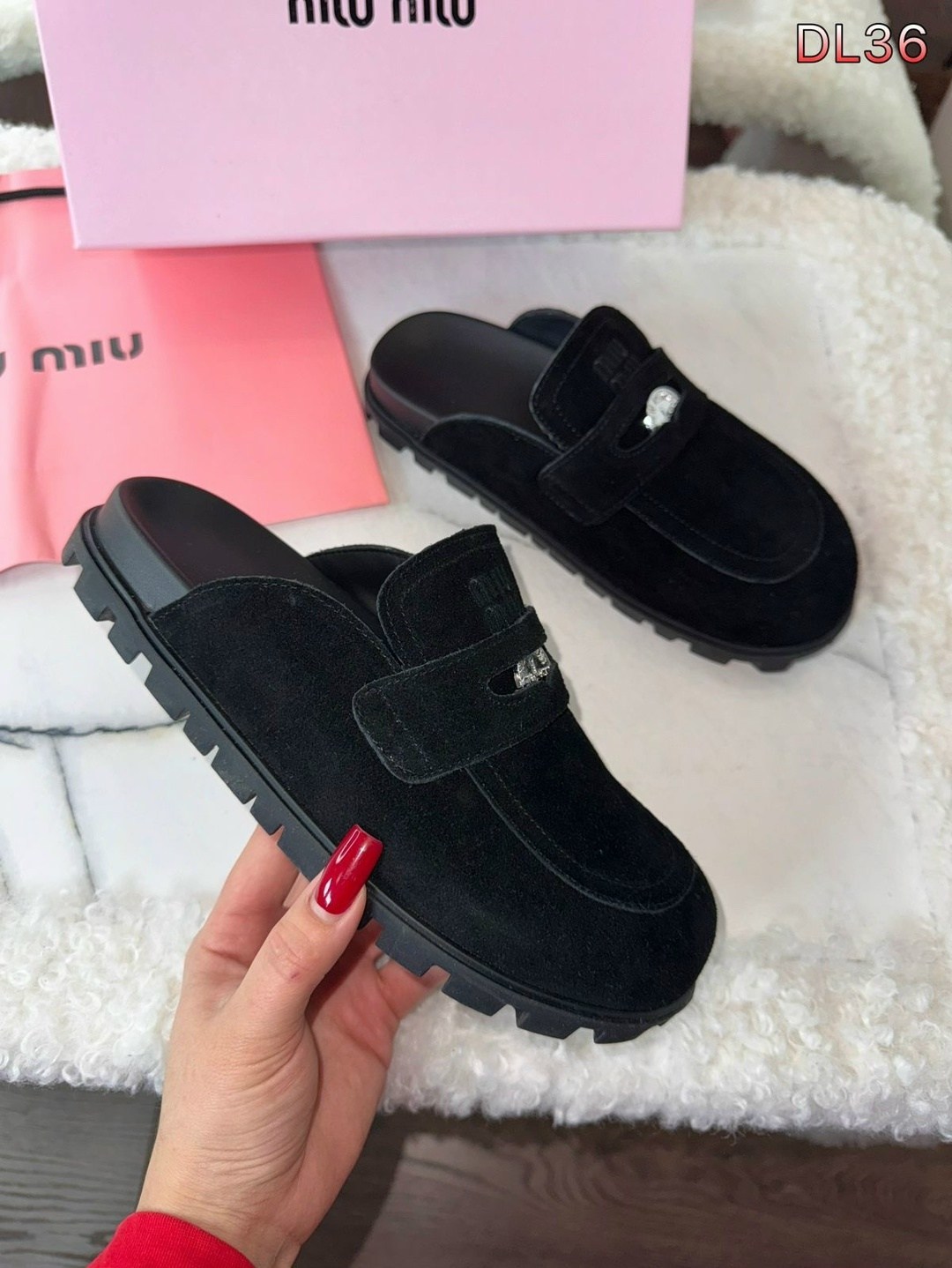,замшевые мюли,замшевые лоферы miu miu на высокий подошве и фирменной фурнитурой,сабо женские,мюли женские
