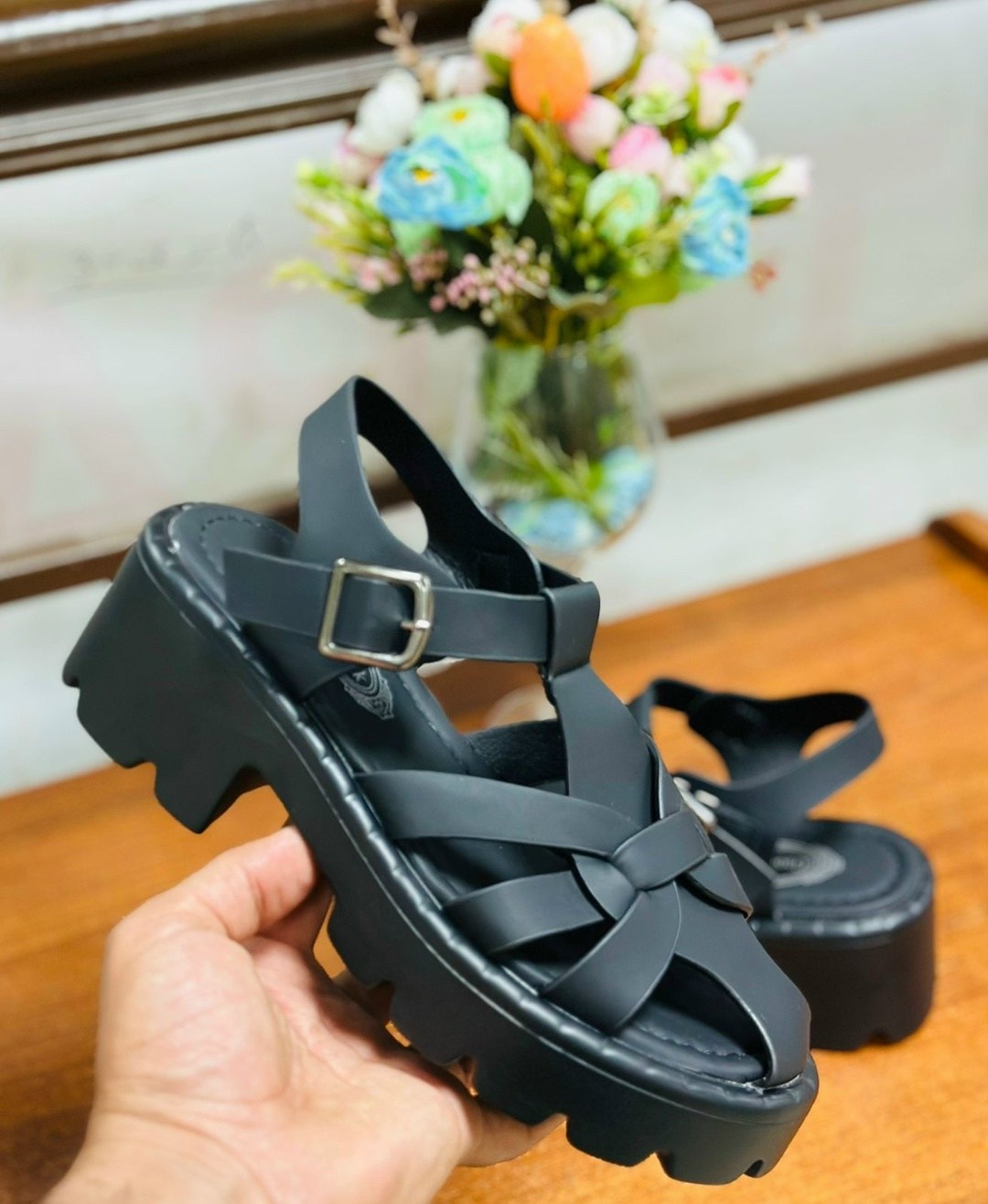 ,женские сандалии,сандалии,сандалии модные,босоножки сандали