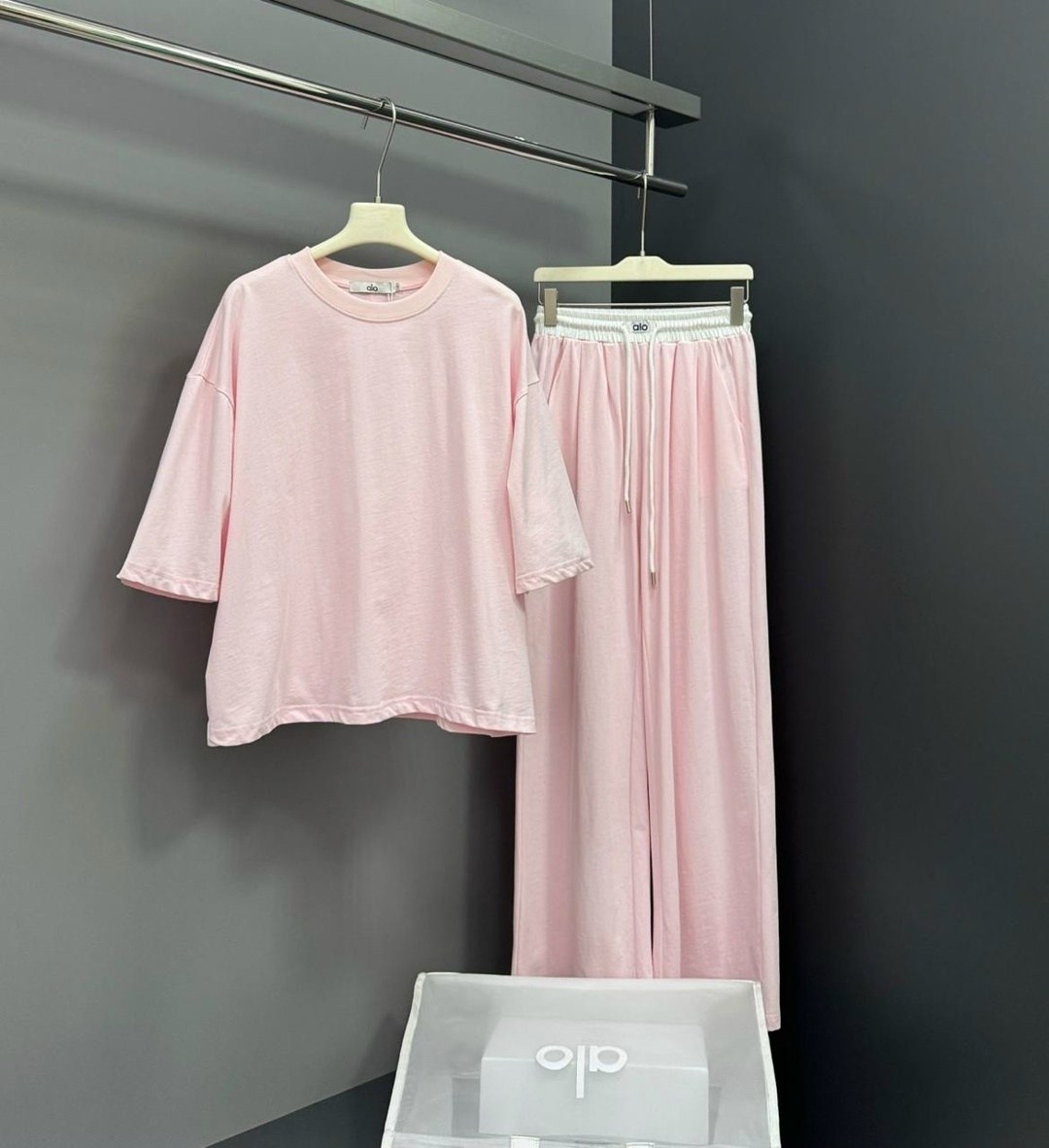 костюм розовый,cпортивный костюм оверсайз,женский костюм,велюровые костюмы,спортивный костюм