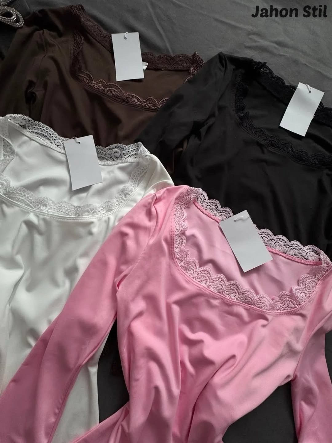 женская кофта,футболка с кружевами,топ с кружевной отделкой в рубчик morgyn edikted розовый,одежда женская,лонгслив женские