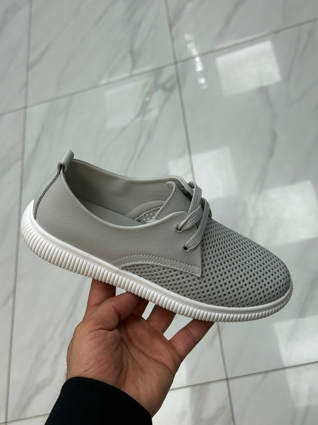 ,слипоны женские,слипоны женские летние,слипоны с перфорацией,женская