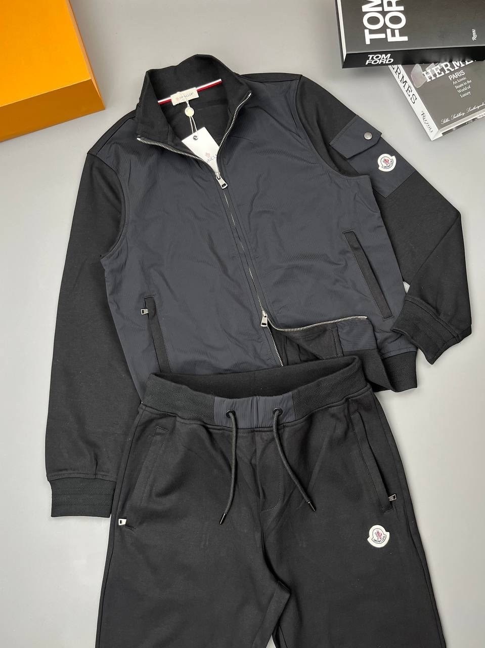 костюм спортивный moncler,костюм монклер мужской оригинал,монклер спортивные костюмы мужские,костюм монклер мужской,костюм moncler мужской