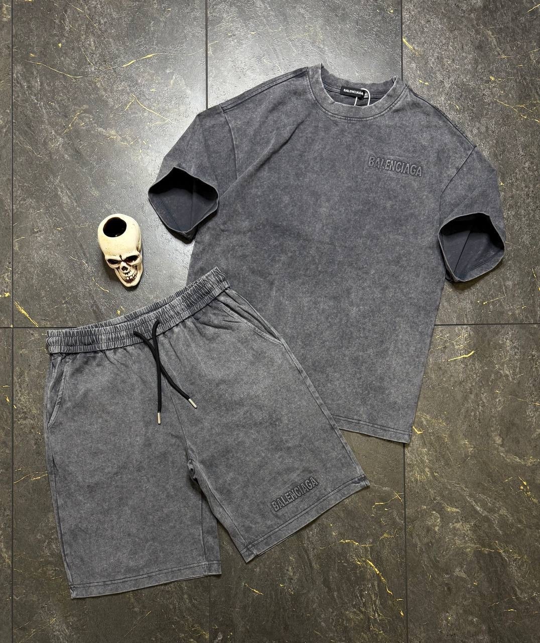 костюм для мужчин,мужские спортивные костюмы,шорты для мужчин,костюм футболка шорты