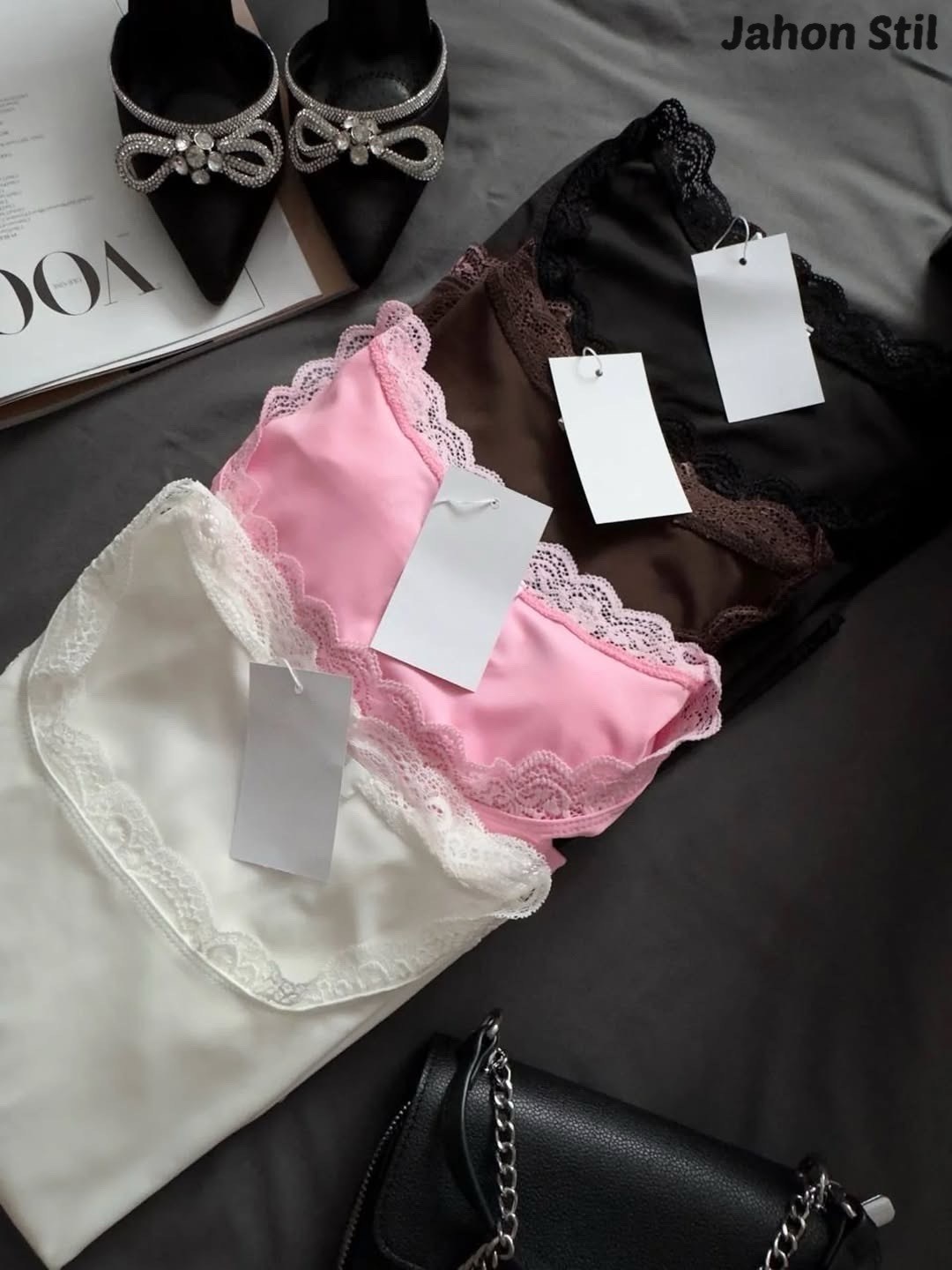 женская кофта,футболка с кружевами,топ с кружевной отделкой в рубчик morgyn edikted розовый,одежда женская,лонгслив женские