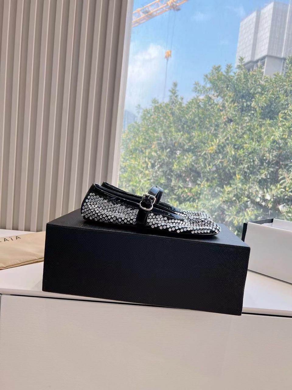 ,балетки alaia,босоножки alaia,женская ,туфли босоножки