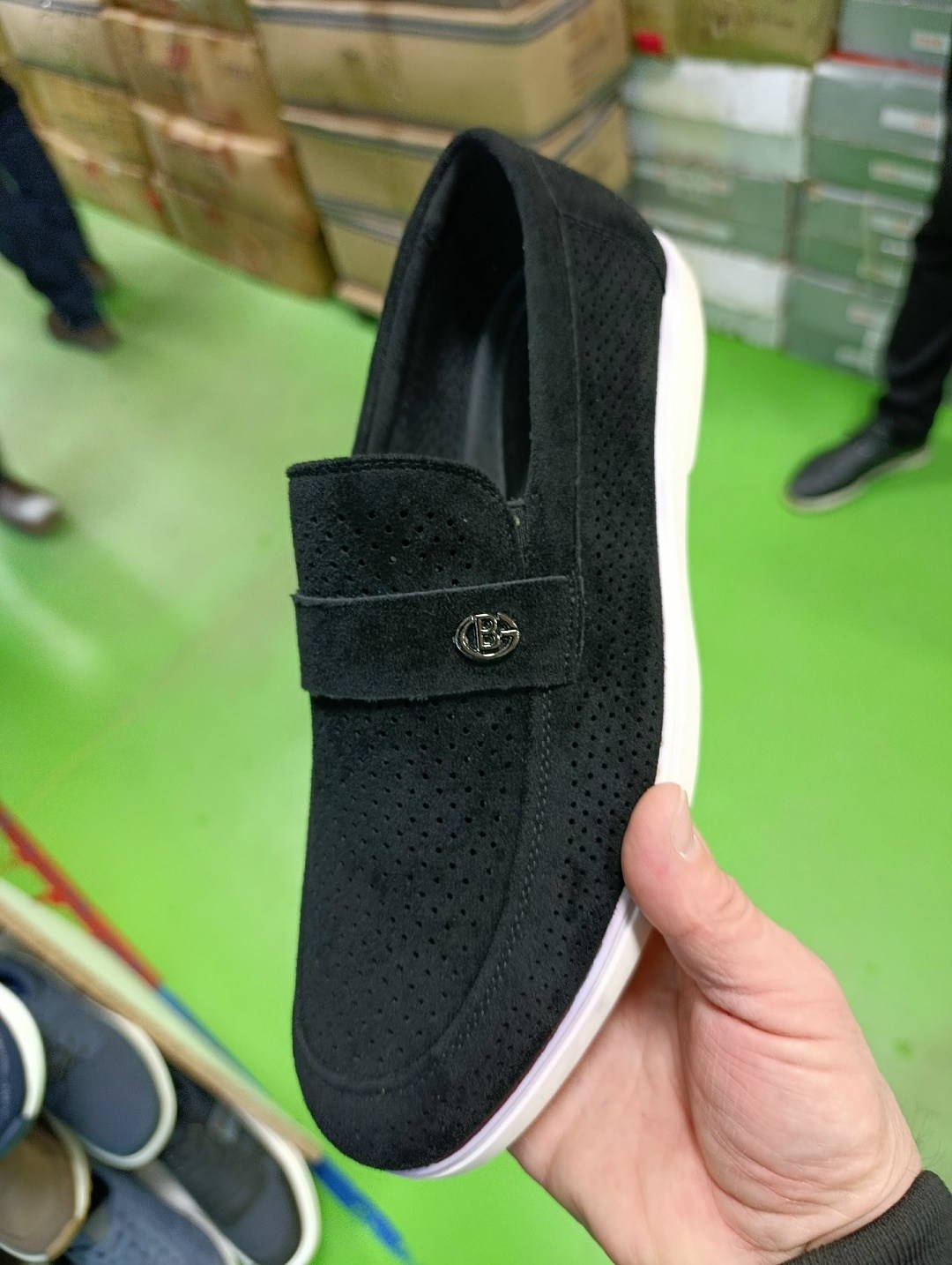 туфли летние мужские,,туфли белые мужские с перфорацией,туфли мужские,мокасины мужские