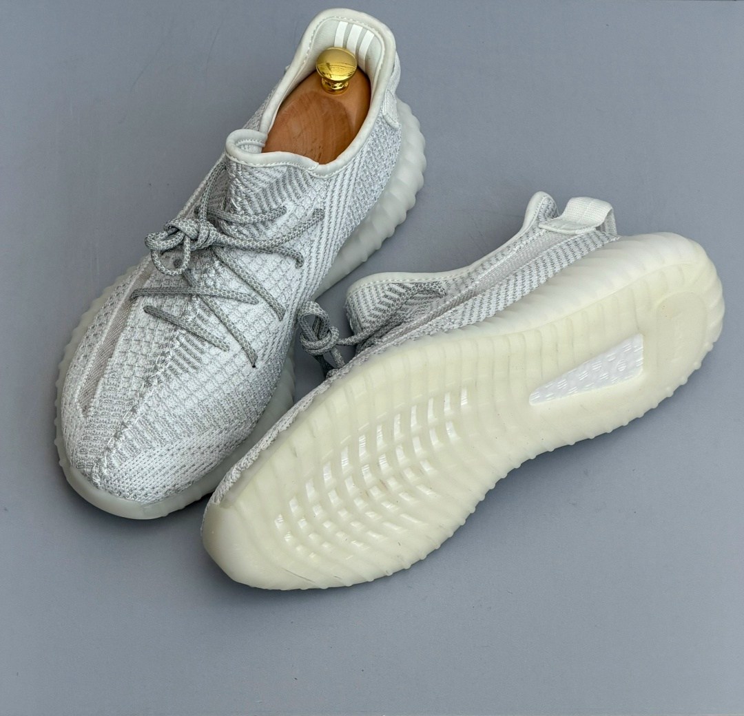 adidas yeezy boost 350 v2 cloud white reflective,adidas yeezy boost 350 v 2,yeezy boost 350 v2 ash pearl,кроссовки adidas yeezy boost 350,yeezy boost 350 adidas