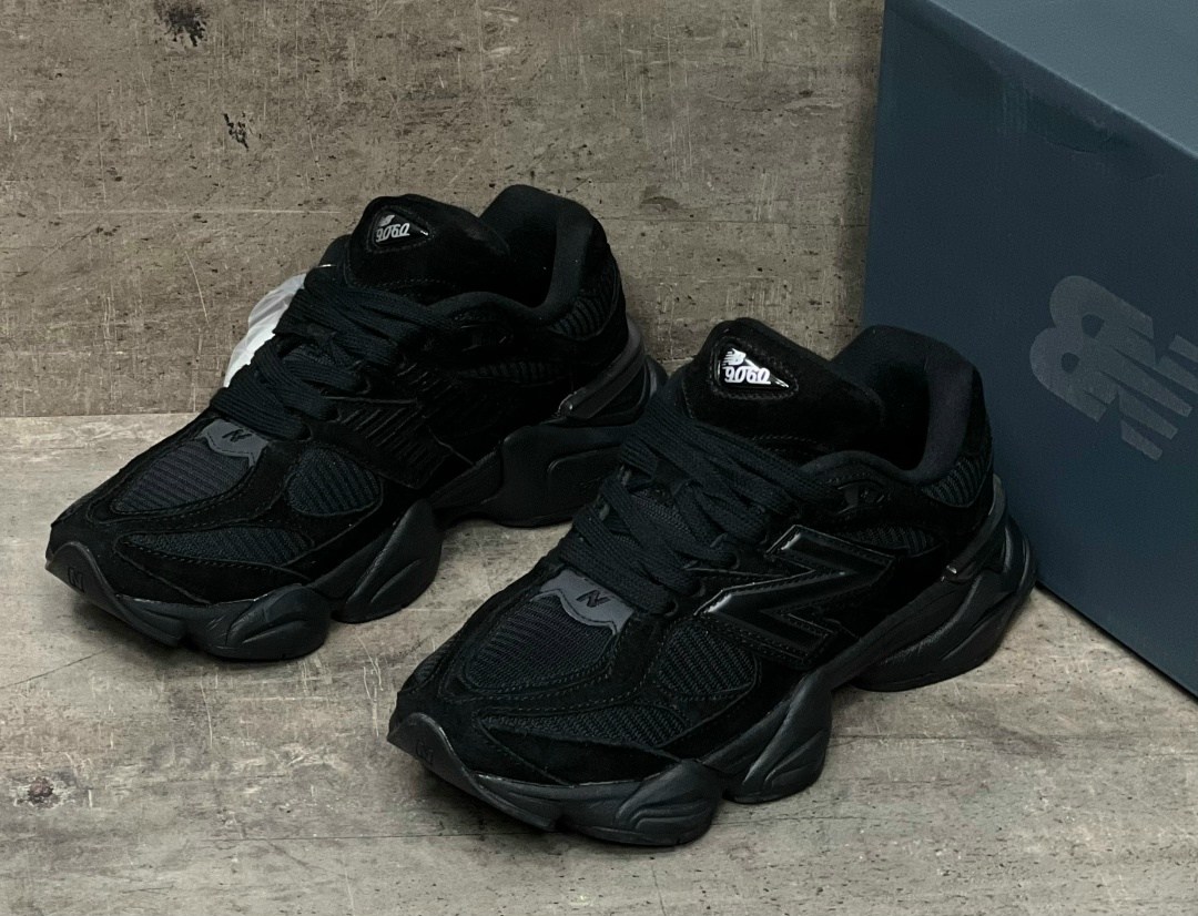 кроссовки мужские женские,кроссовки адидас falcon black,кроссовки черные,кроссовки adidas ozweego 2 x raf simons цвет черный,мужские кроссовки adidas