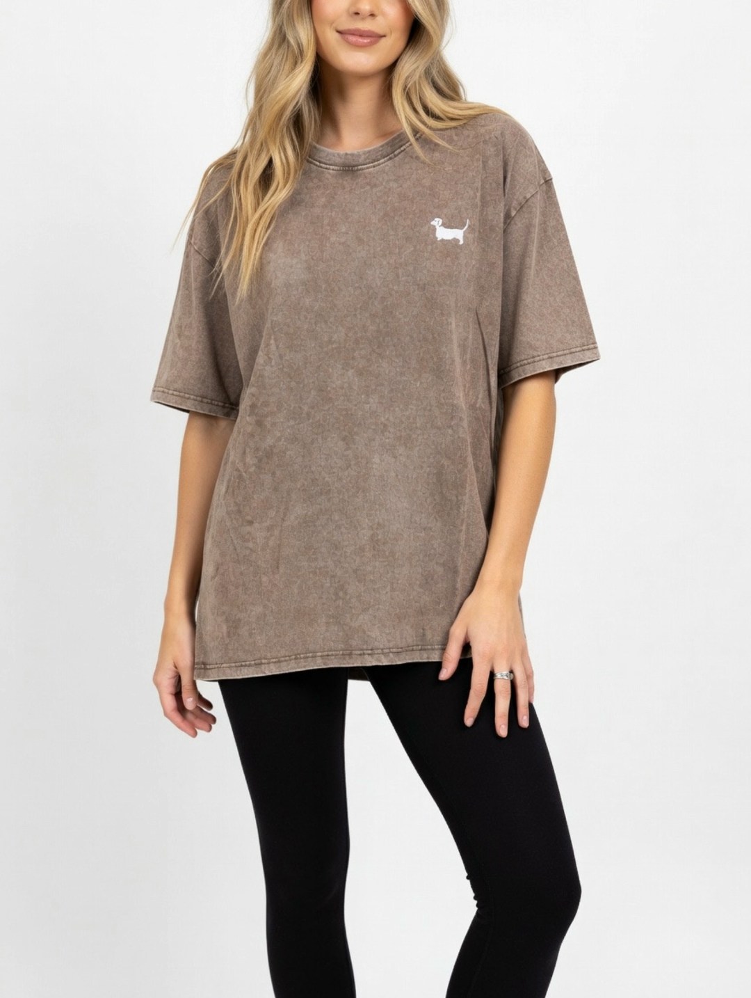 свитшот женская,футболка с эффектом варёнки в стиле оверсайз,футболка женская с эффектом варёнки в стиле оверсайз с маленькими сердечками,свитшот со стразами,женская кофта