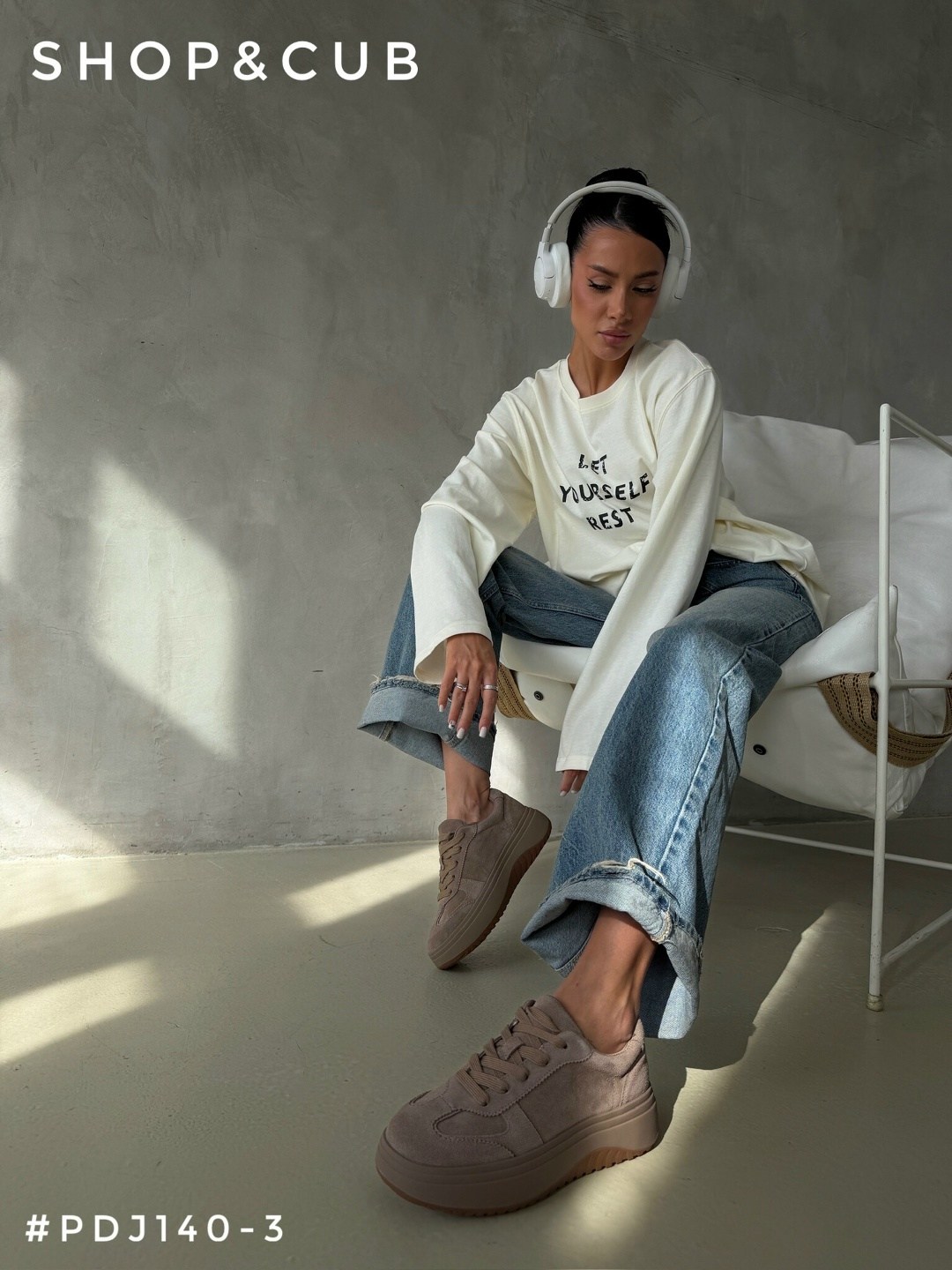 , женская,модные образы,кеды стильные,кроссовки женскиe